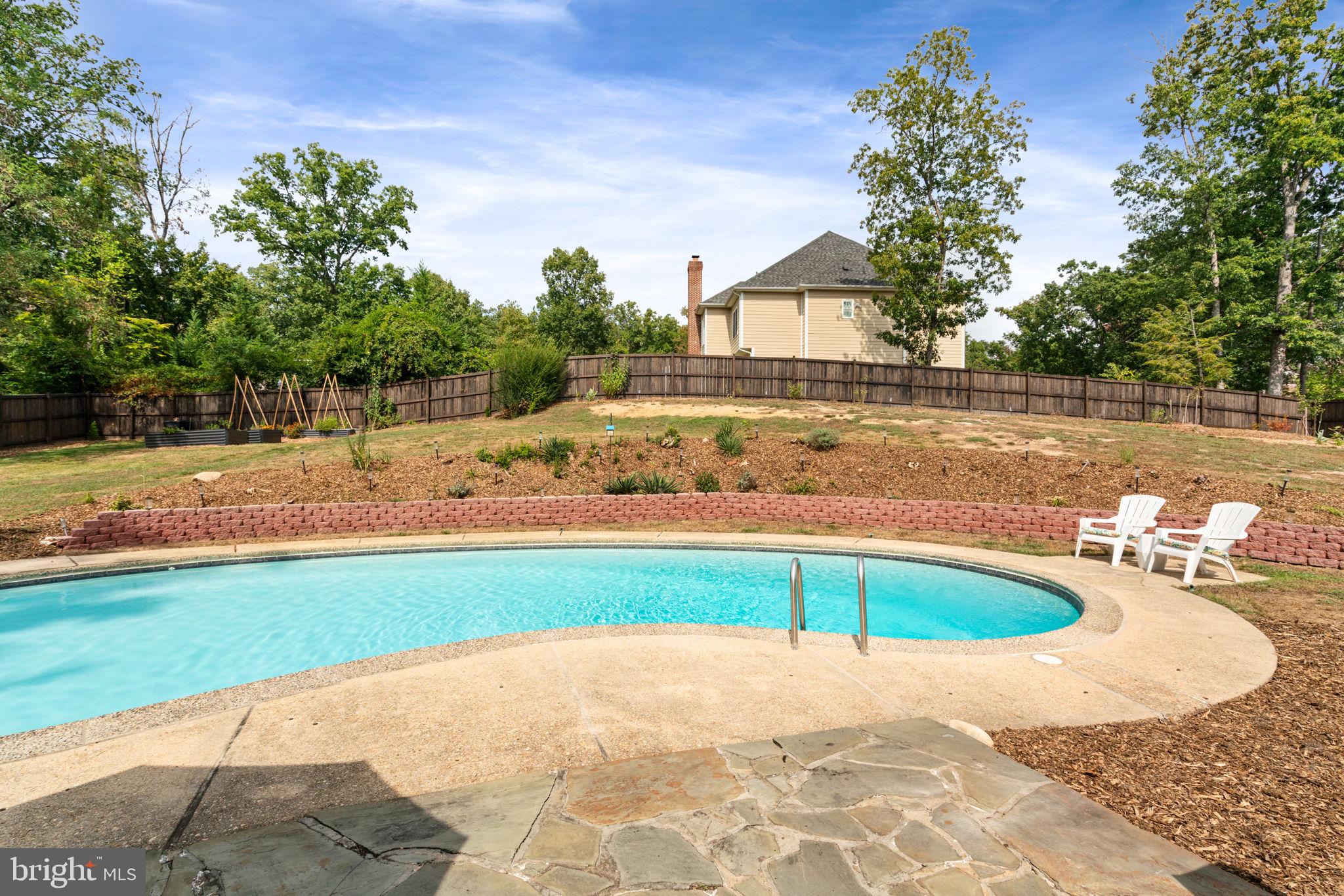 HUNTER ESTATES - Residential