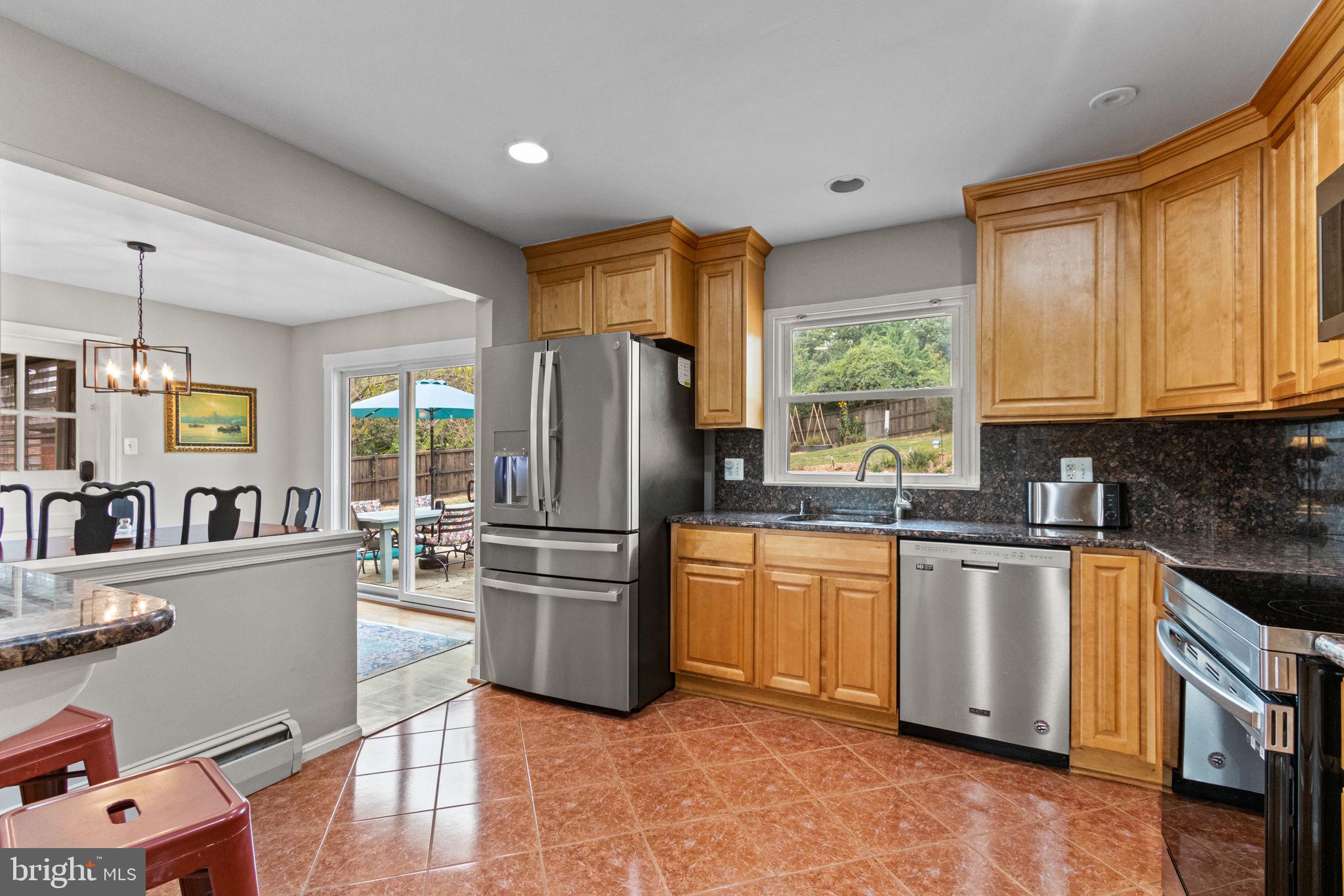 HUNTER ESTATES - Residential