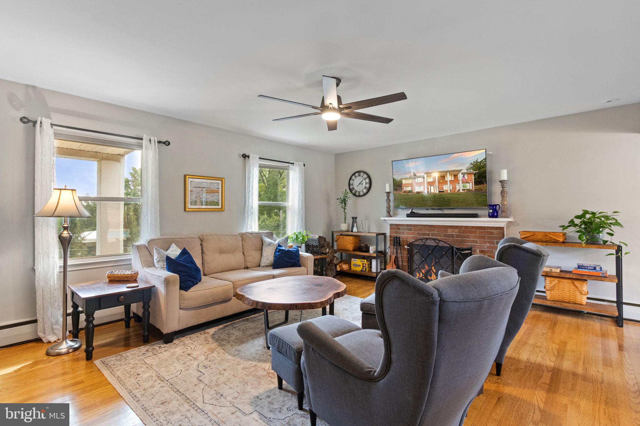 HUNTER ESTATES - Residential