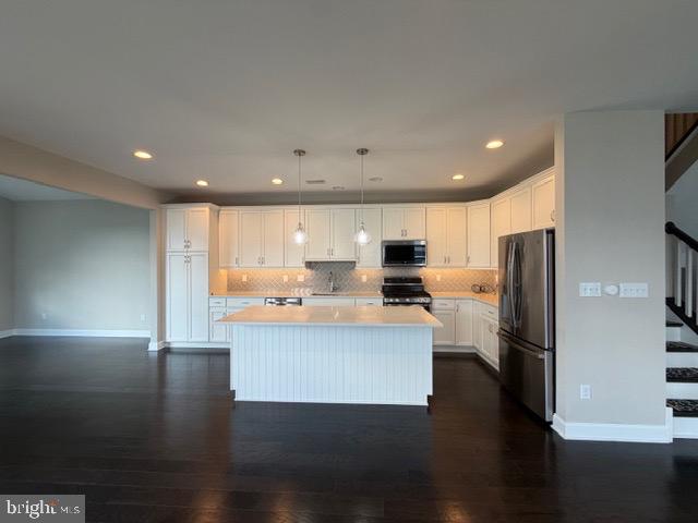 HILLSTONE - Residential