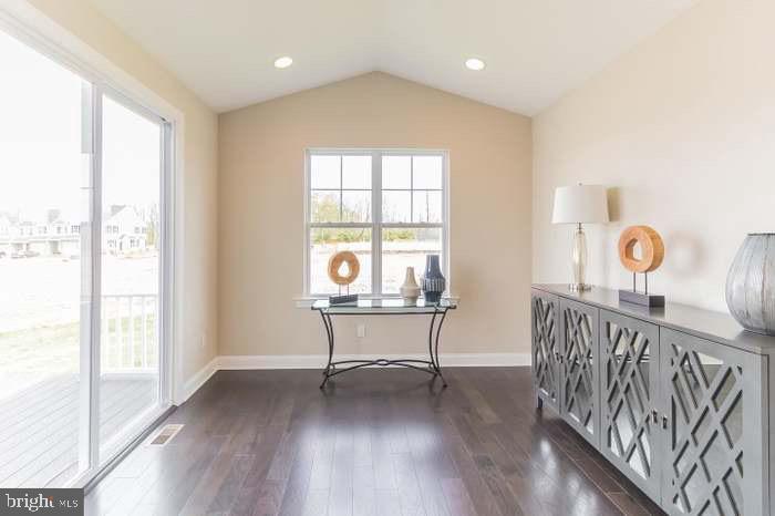 HILLSTONE - Residential