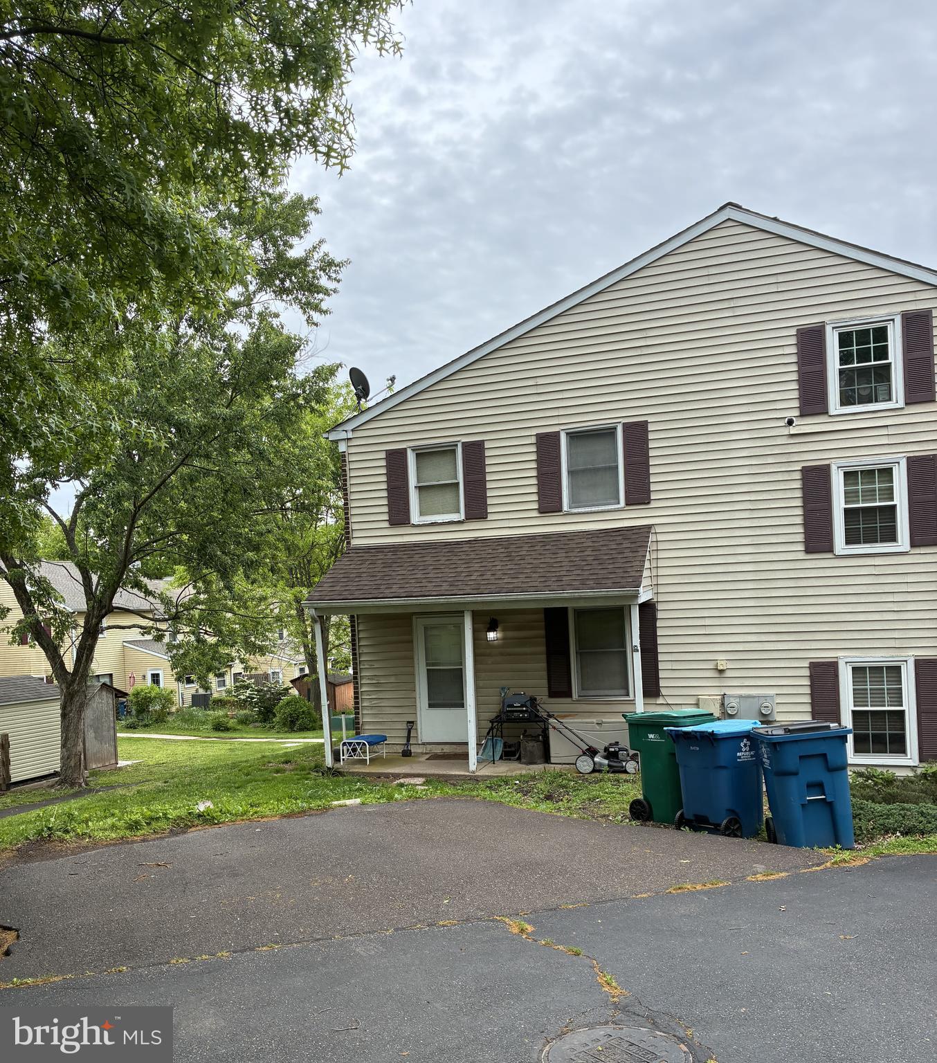HICKORY RIDGE - Residential