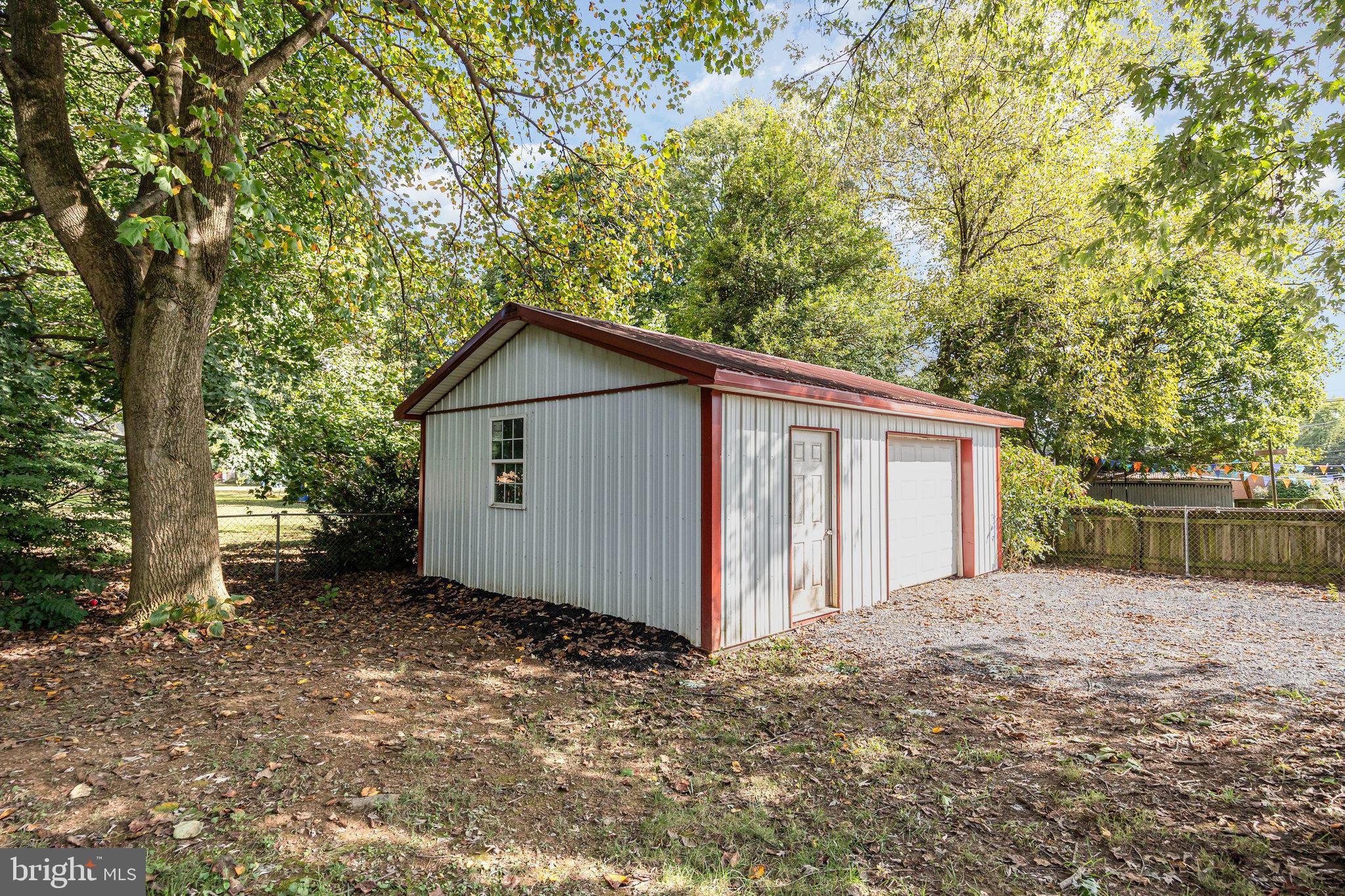 SILVER SPRING TWP - Residential