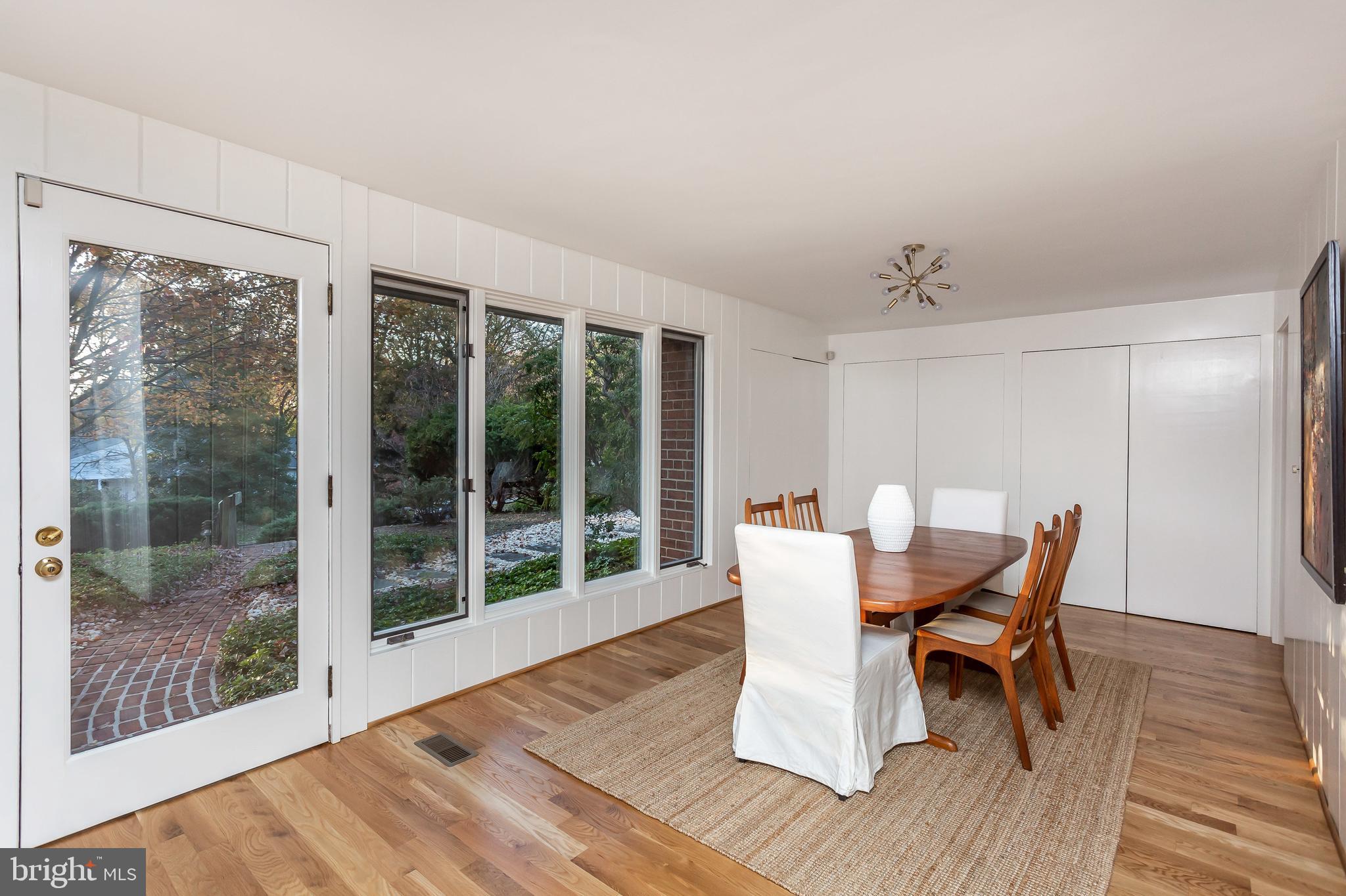 RUXTON HILLS - Residential