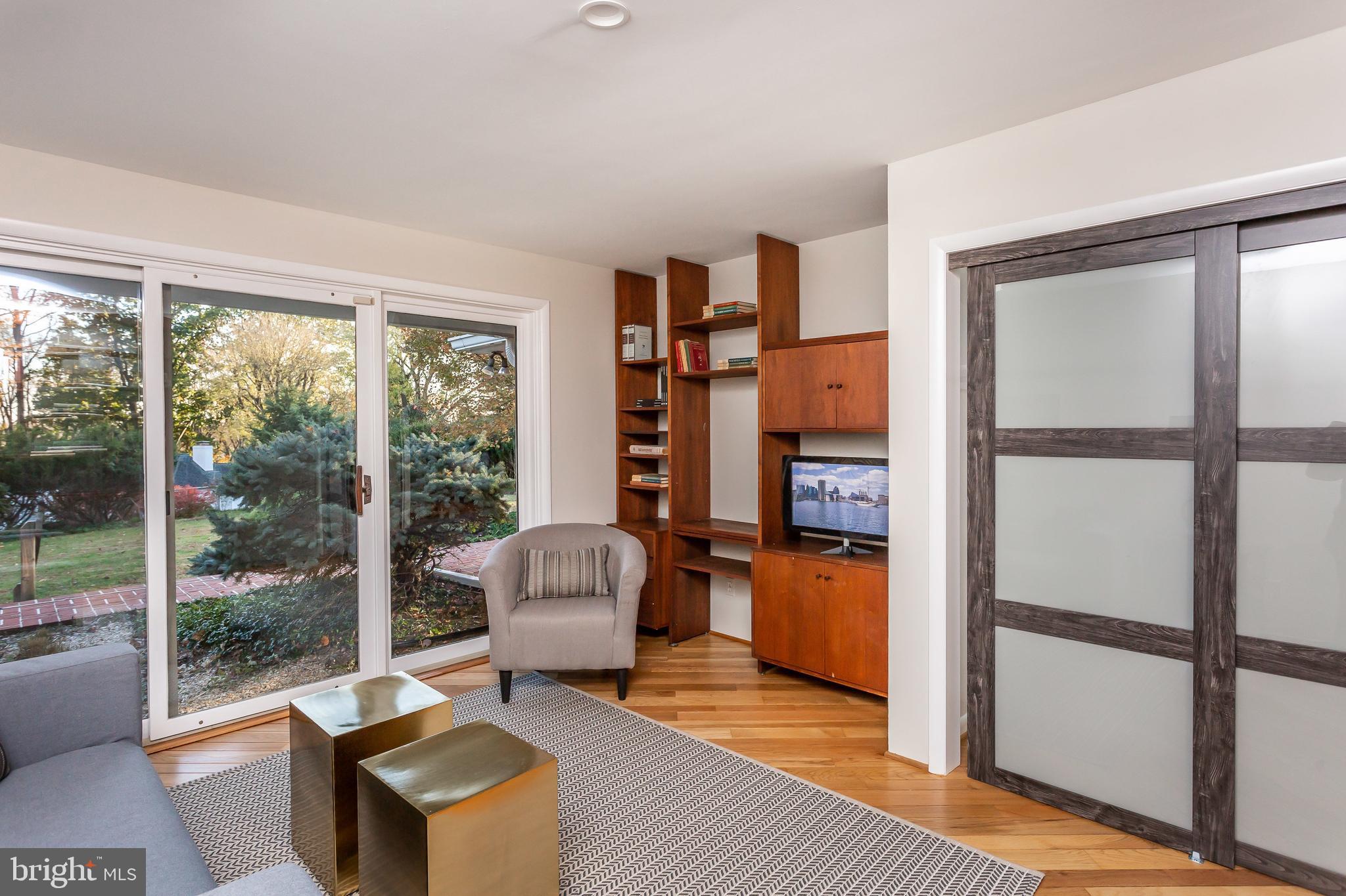 RUXTON HILLS - Residential