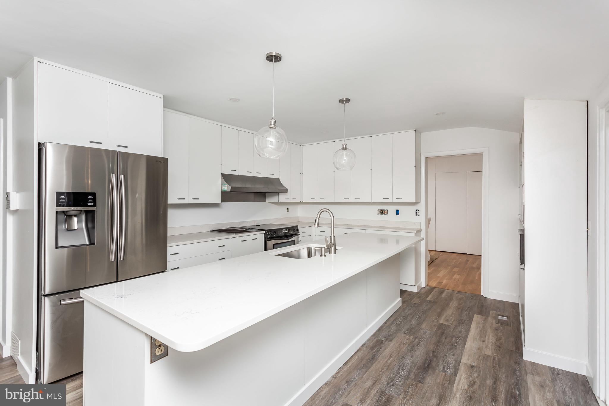 RUXTON HILLS - Residential