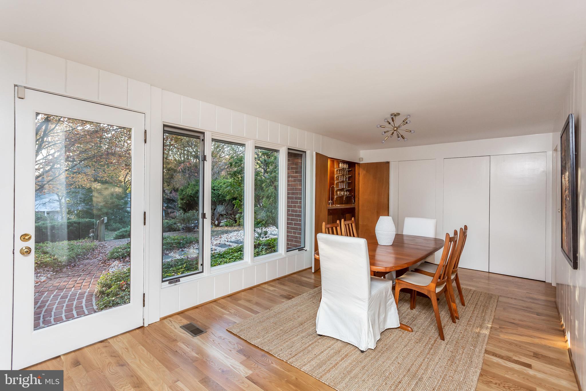 RUXTON HILLS - Residential