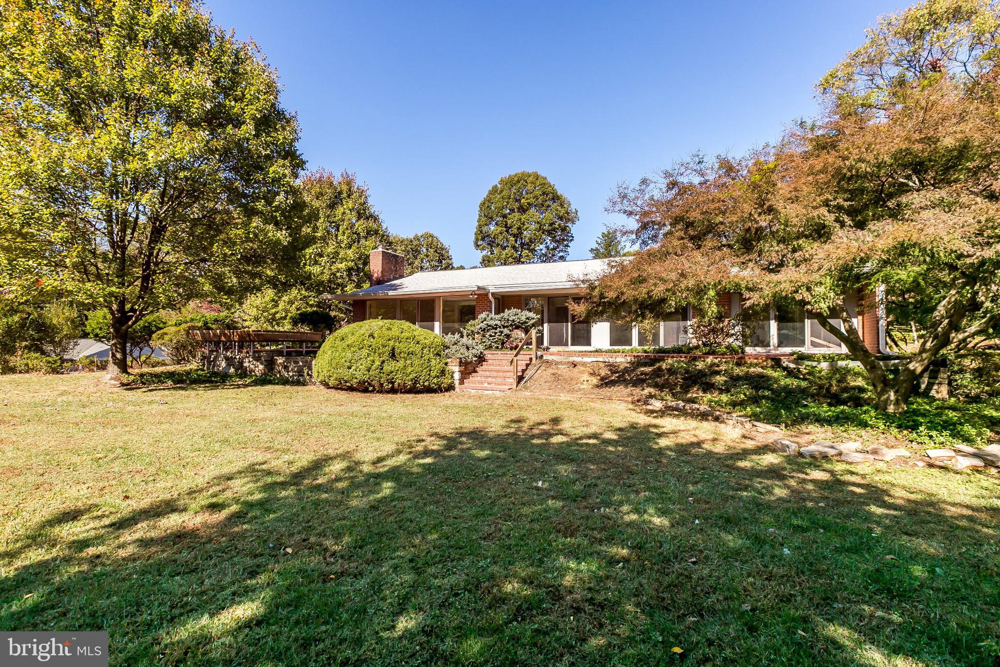 RUXTON HILLS - Residential