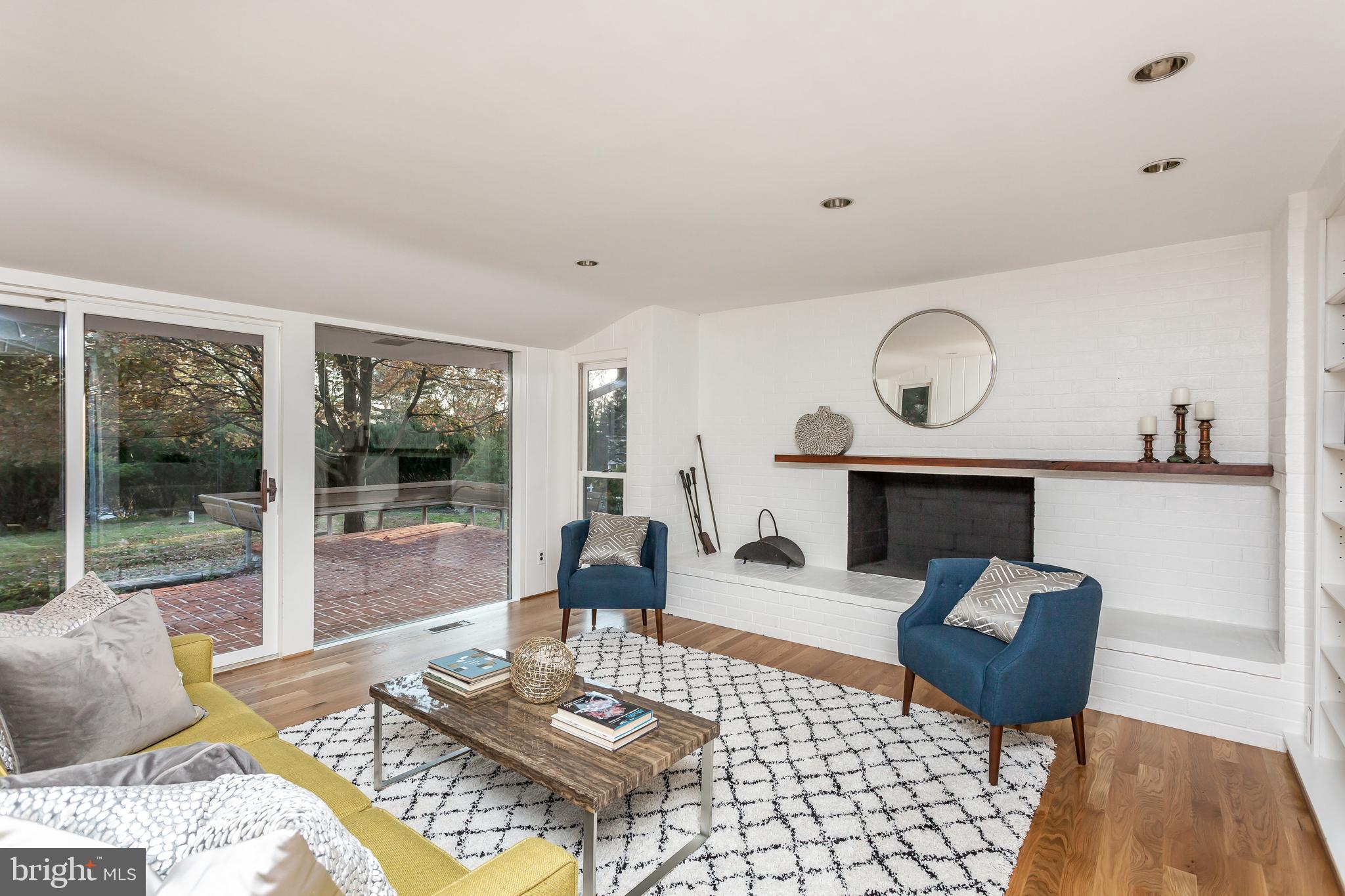 RUXTON HILLS - Residential