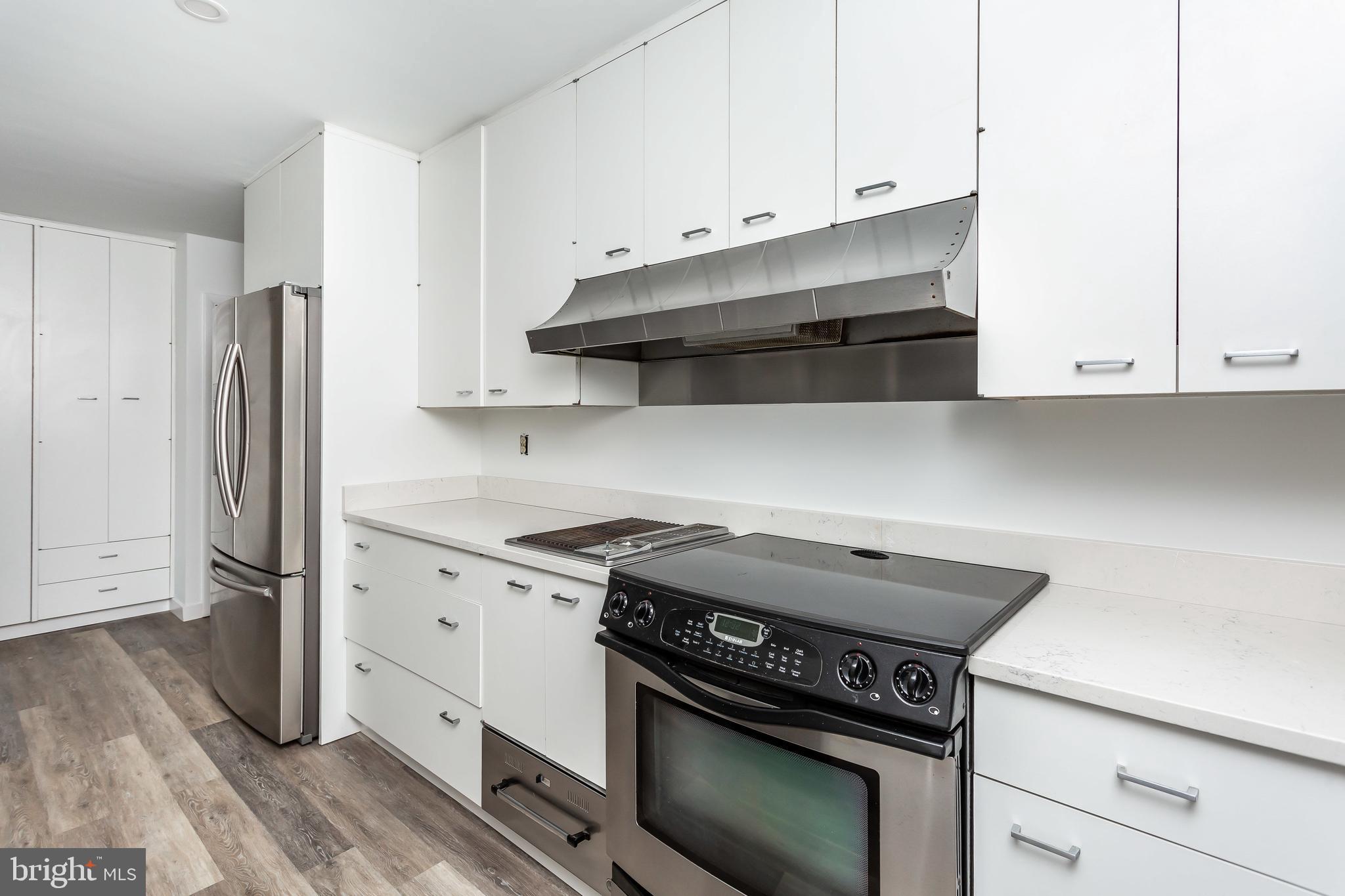 RUXTON HILLS - Residential