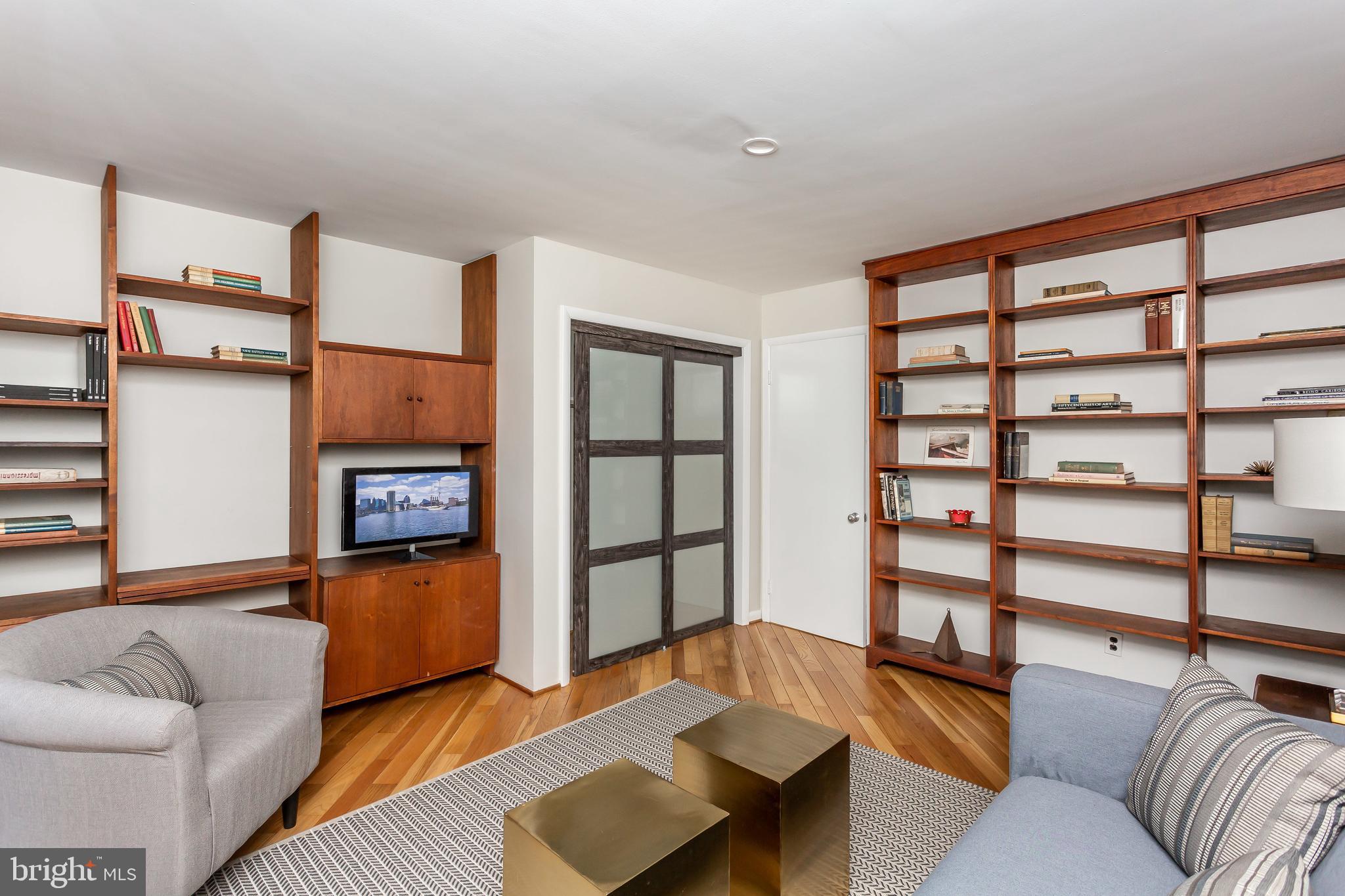 RUXTON HILLS - Residential