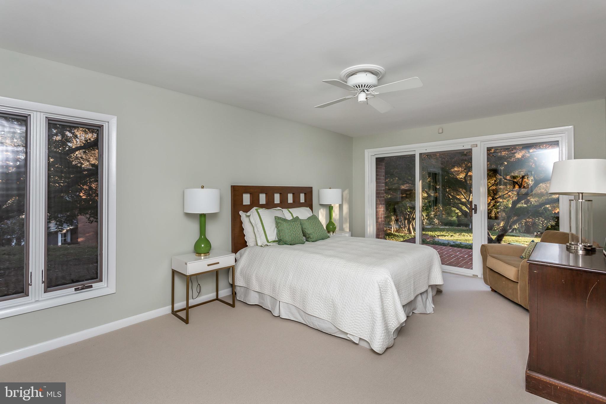 RUXTON HILLS - Residential