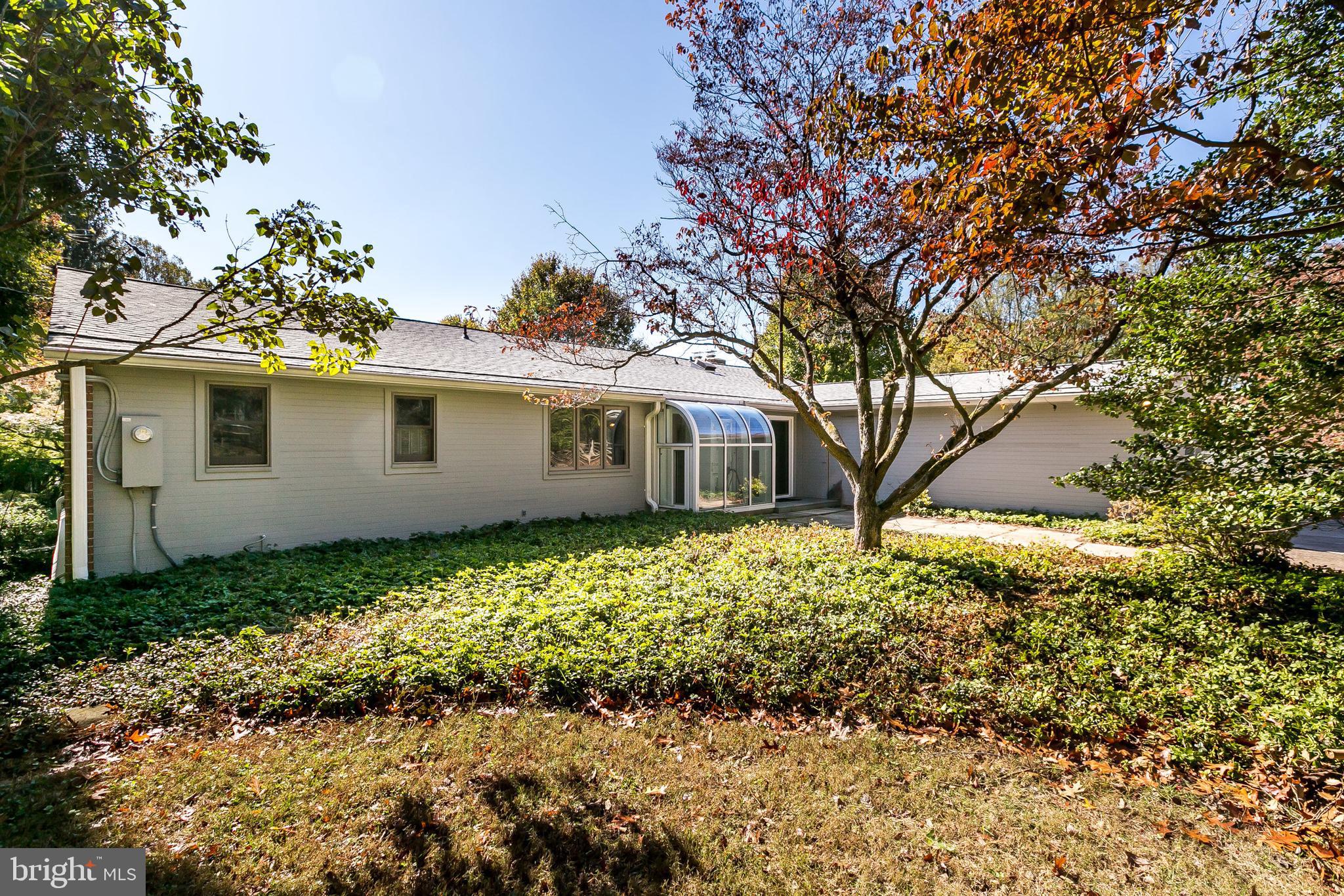 RUXTON HILLS - Residential