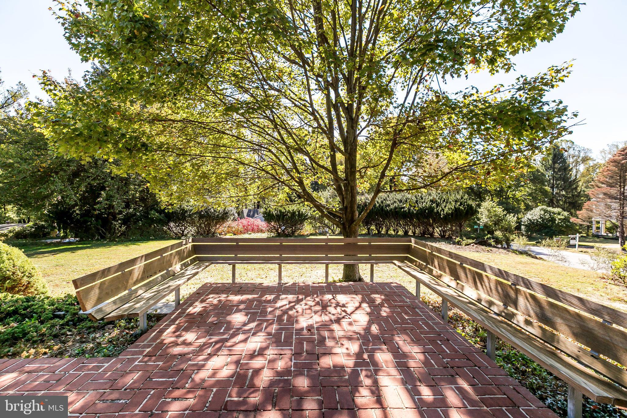 RUXTON HILLS - Residential