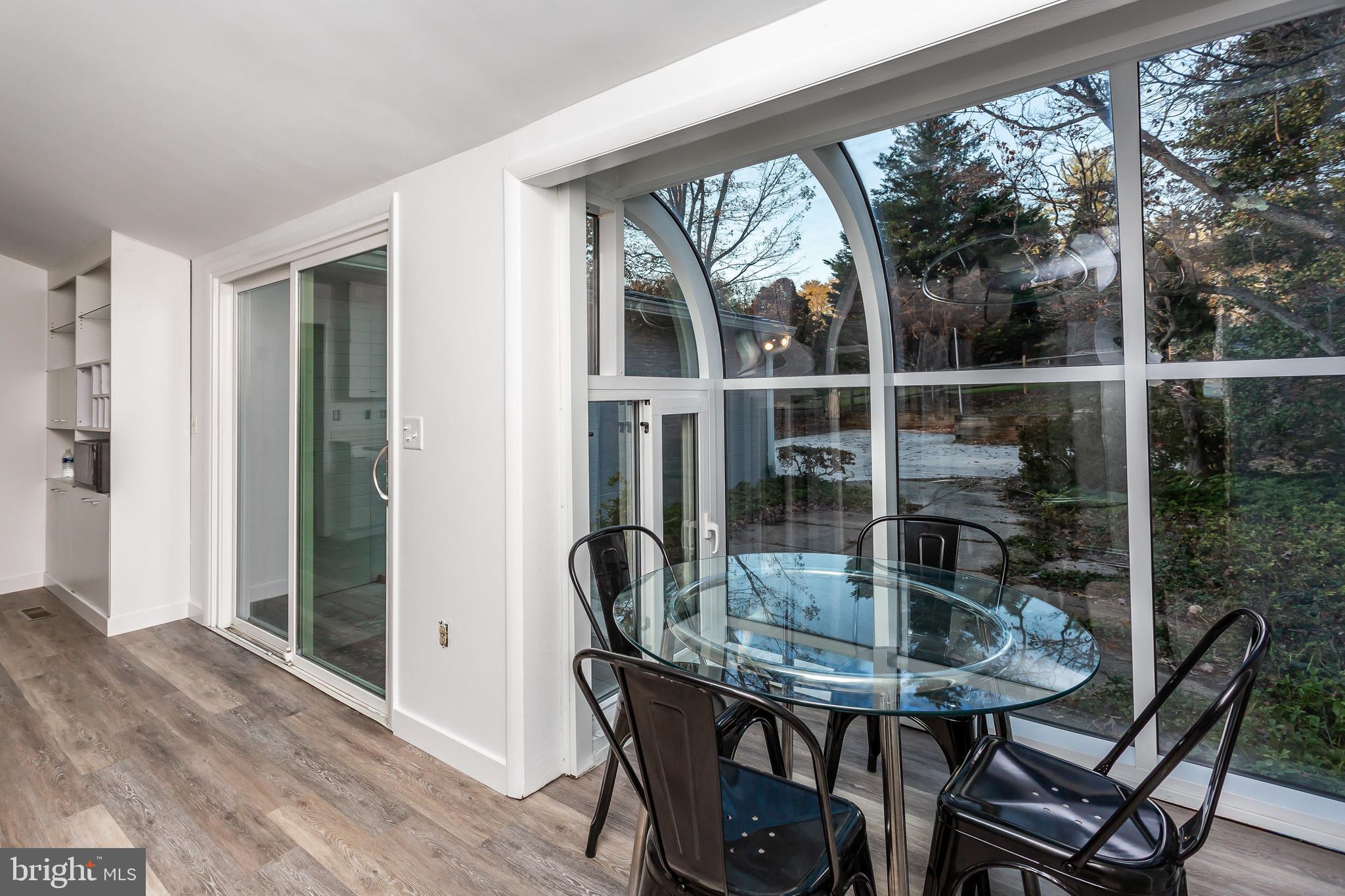 RUXTON HILLS - Residential