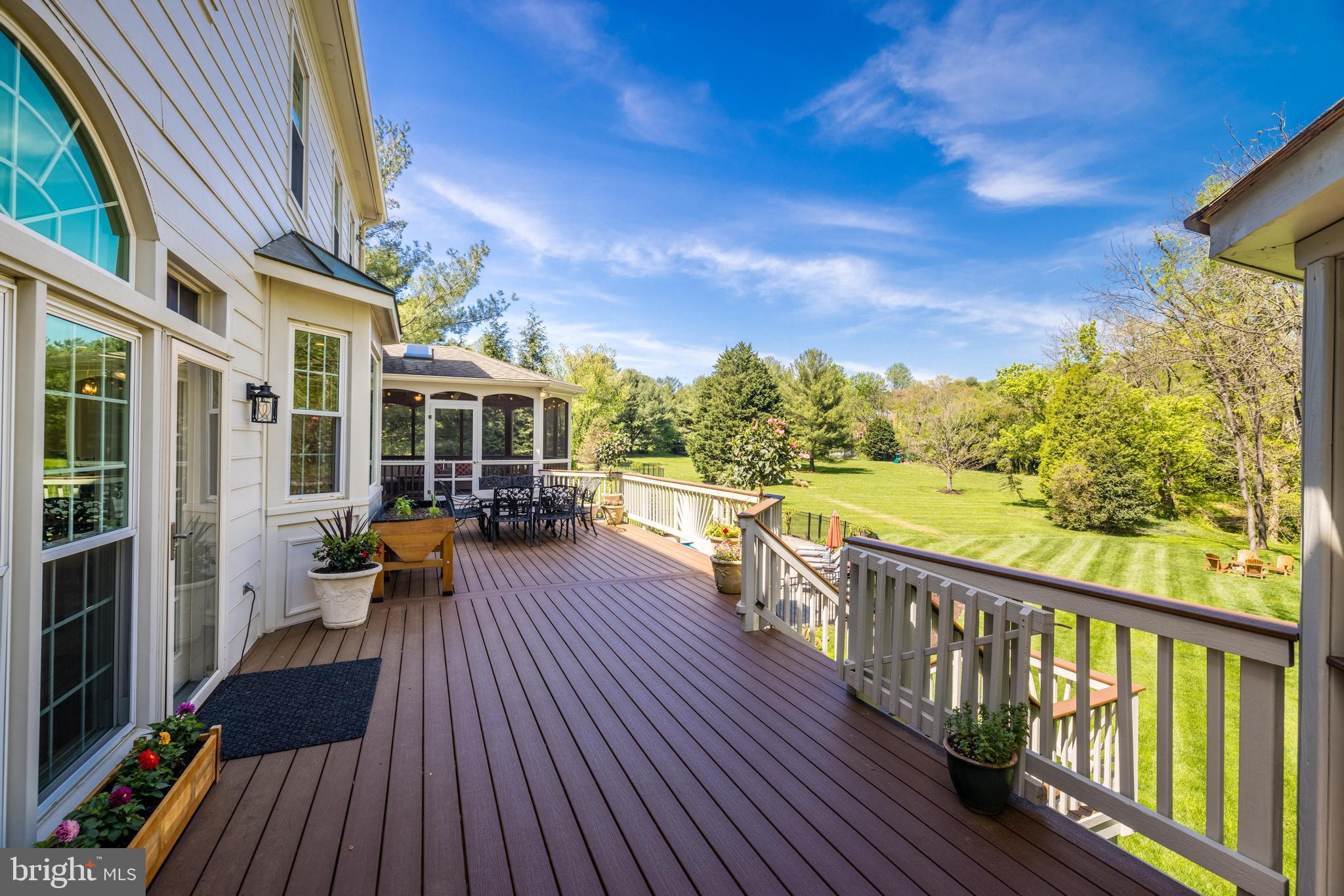 HICKORY CREEK ESTATES - Residential