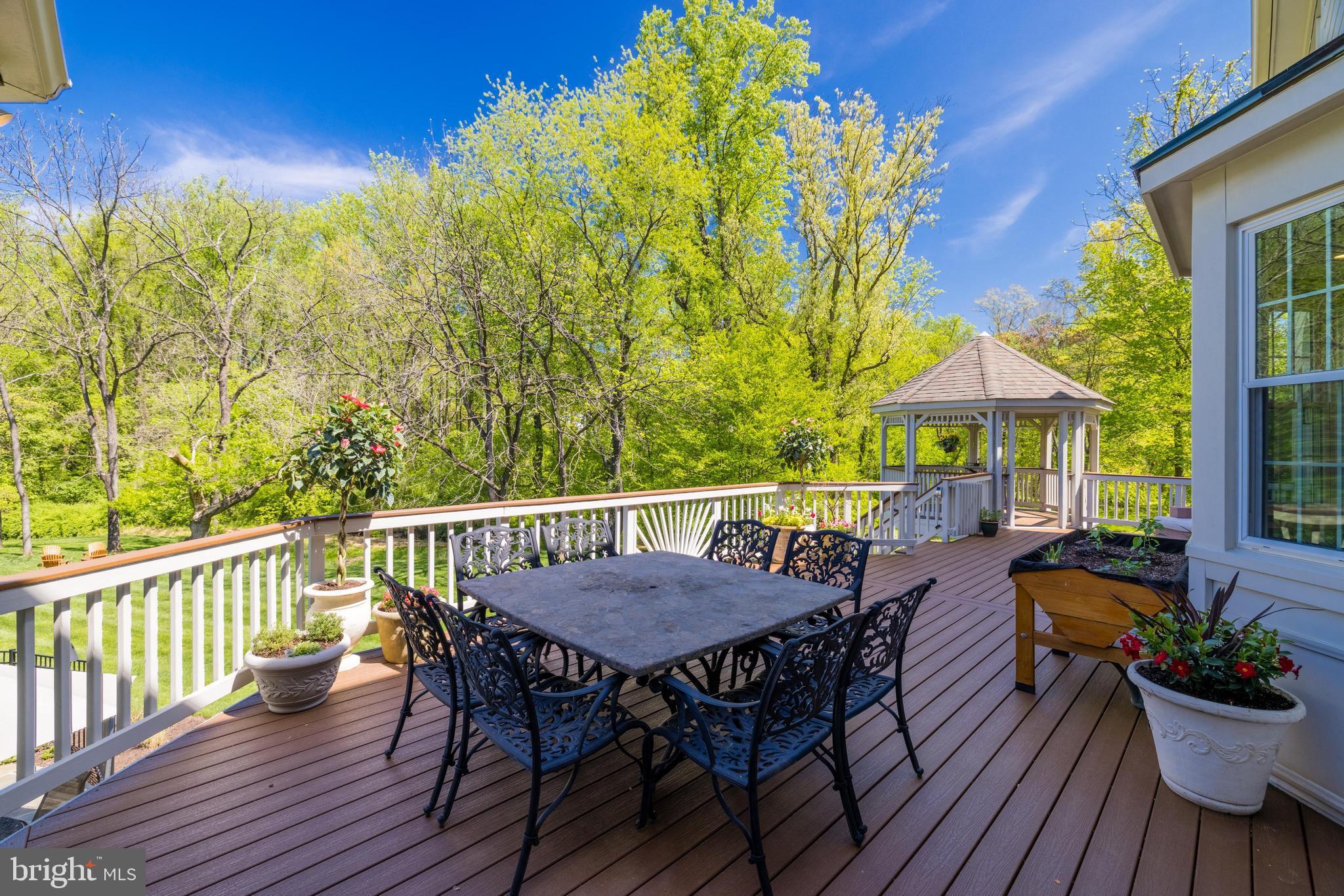 HICKORY CREEK ESTATES - Residential