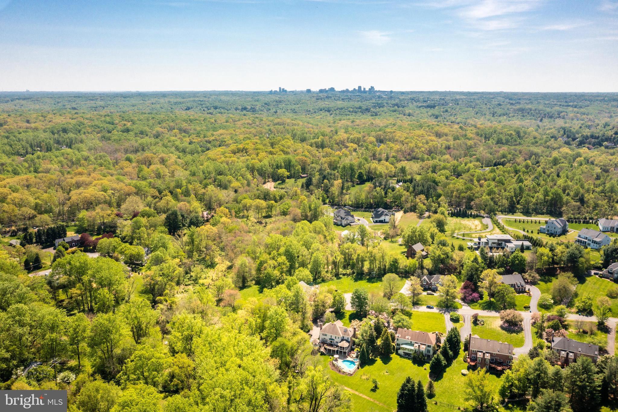 HICKORY CREEK ESTATES - Residential