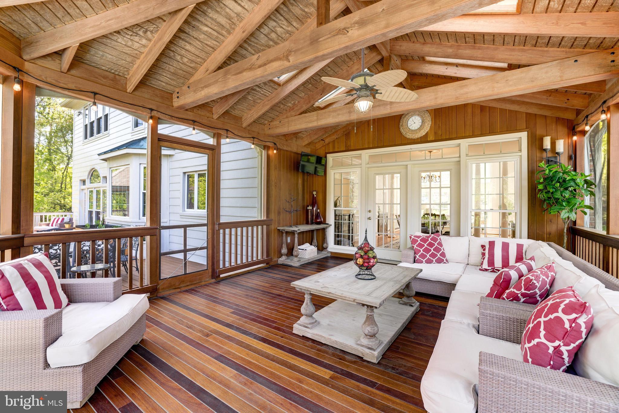 HICKORY CREEK ESTATES - Residential