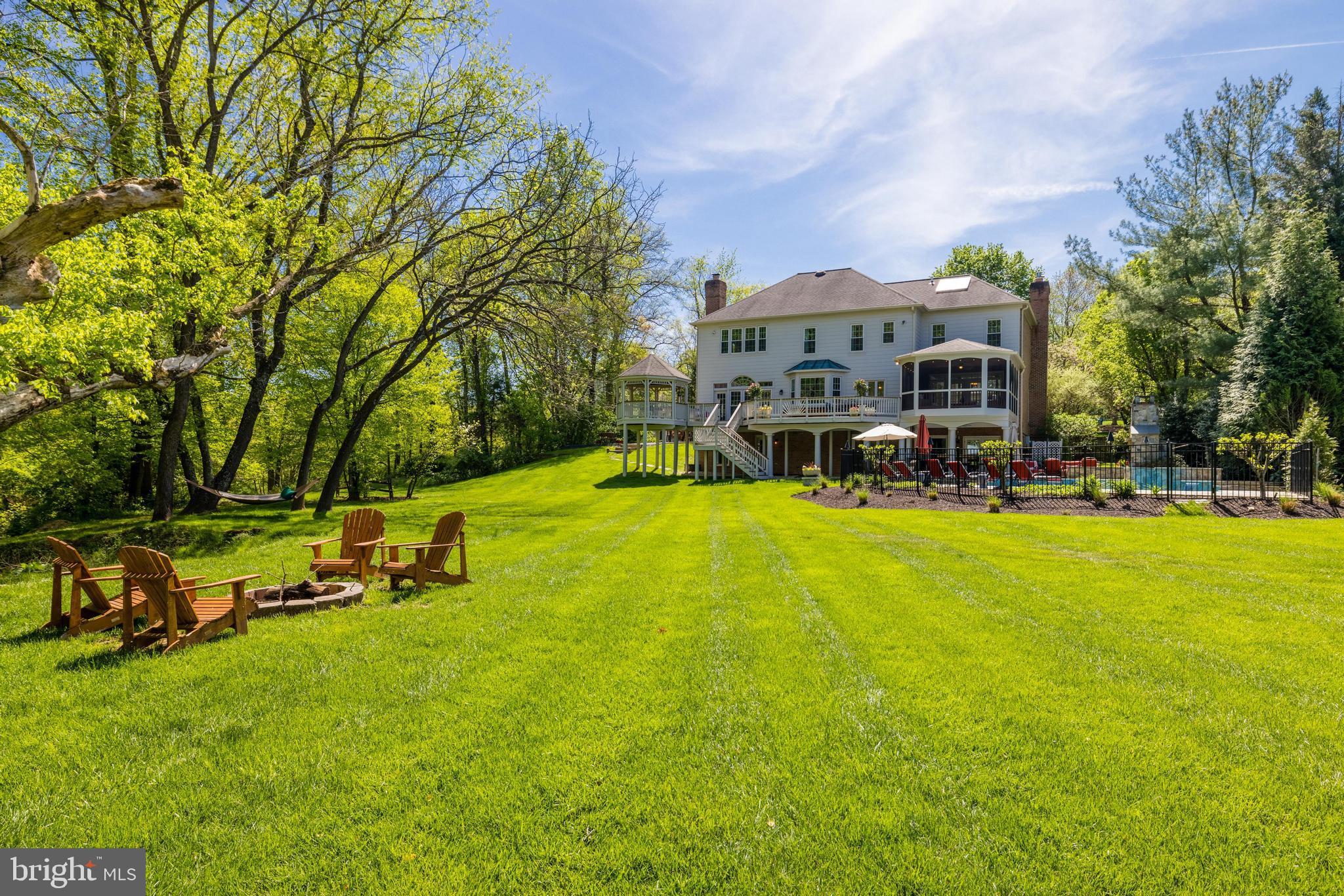 HICKORY CREEK ESTATES - Residential