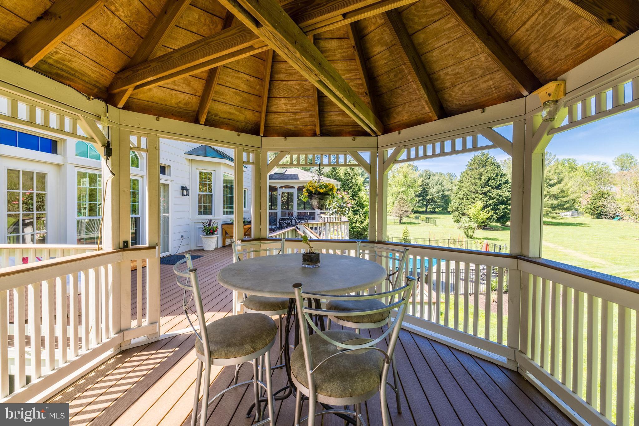 HICKORY CREEK ESTATES - Residential