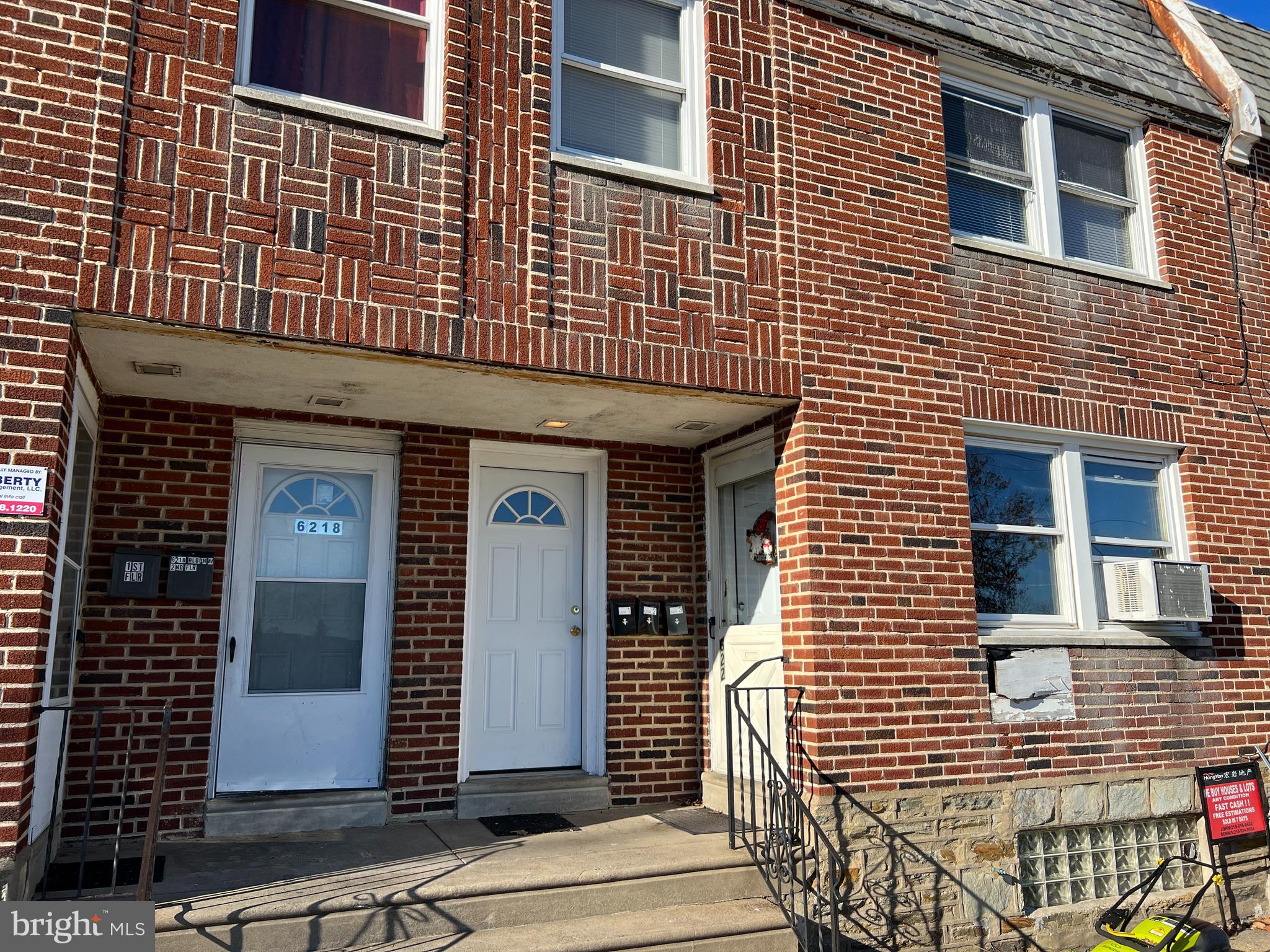 Two-Unit Property in heart of Oxford Circle neighborhood, versatile and well-maintained residential building perfect for both investors being a resilient long term asset.
This well built multi-unit building offers comfortable living efficient floor plans, with freshly painted interiors and plenty of space for living and entertaining.
Unit 1 includes 1 Bedrooms and 1 full bathrooms, direct access to common areas. Unit 2 on the second floor includes 2 bedrooms and 1 full bathroom. On the ground floor you'll find the laundry, utilities room, storage rooms and semi-finished space for versatile living options.
Property is being sold in "As Is ",