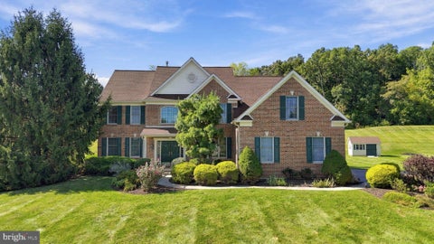 Photo of 99 Salford Way, TELFORD, PA 18969 (MLS # PAMC2194476)