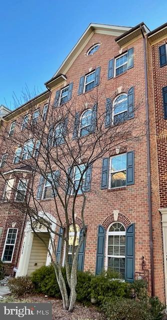 VILLAGES OF URBANA - Residential