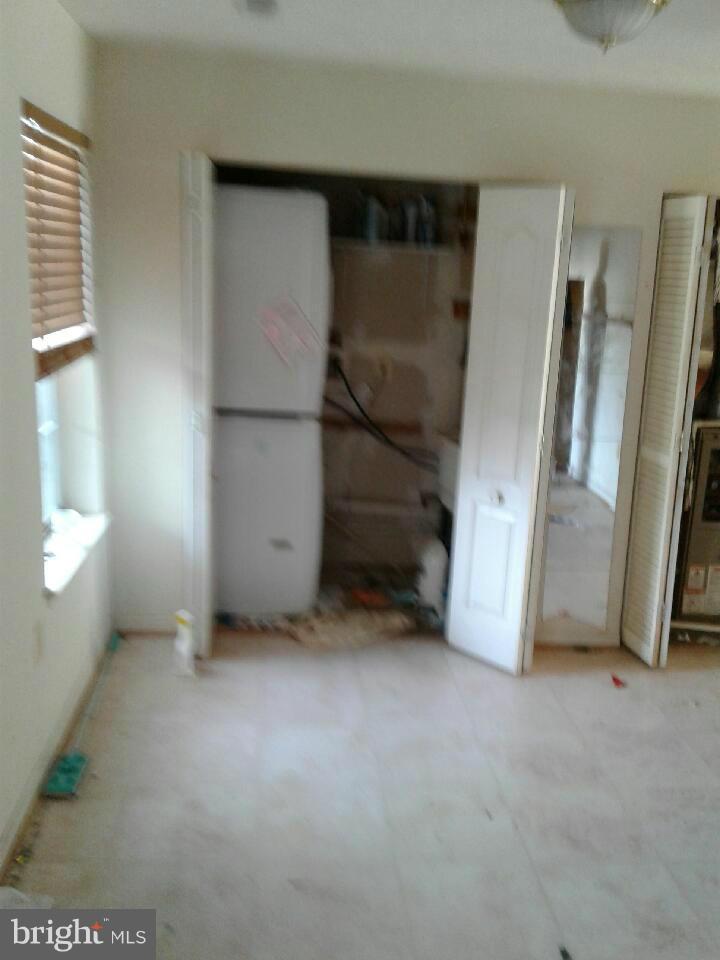 SOUTH HAMPTON SUB - Residential