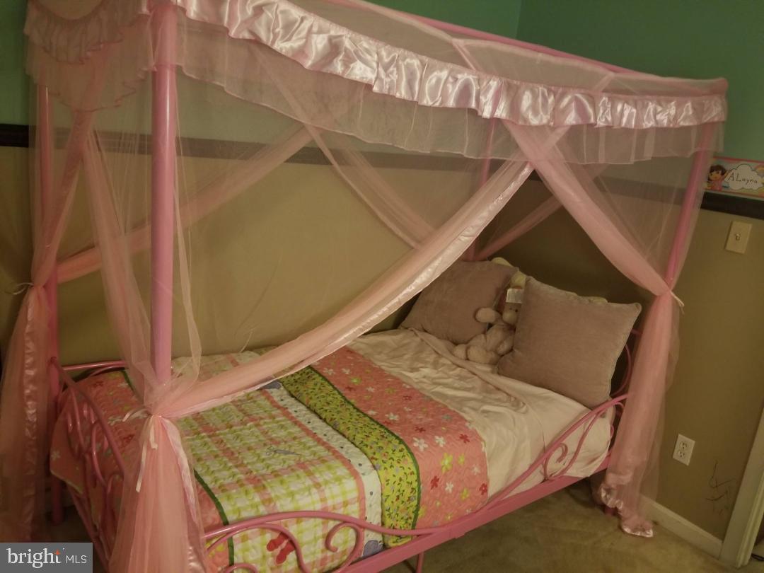 NEW COLONY VILLAGE - Residential