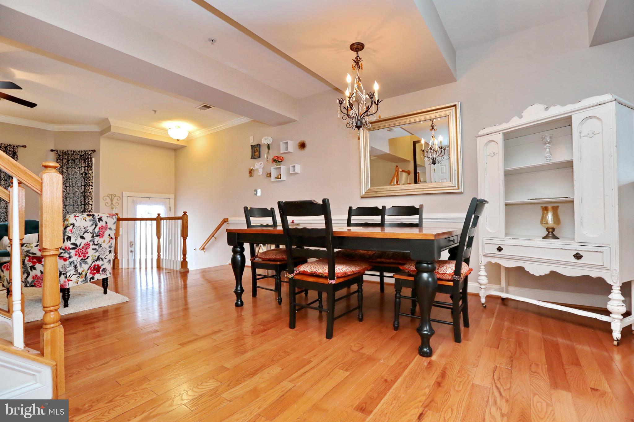 CENTENNIAL COMMONS - Residential Lease