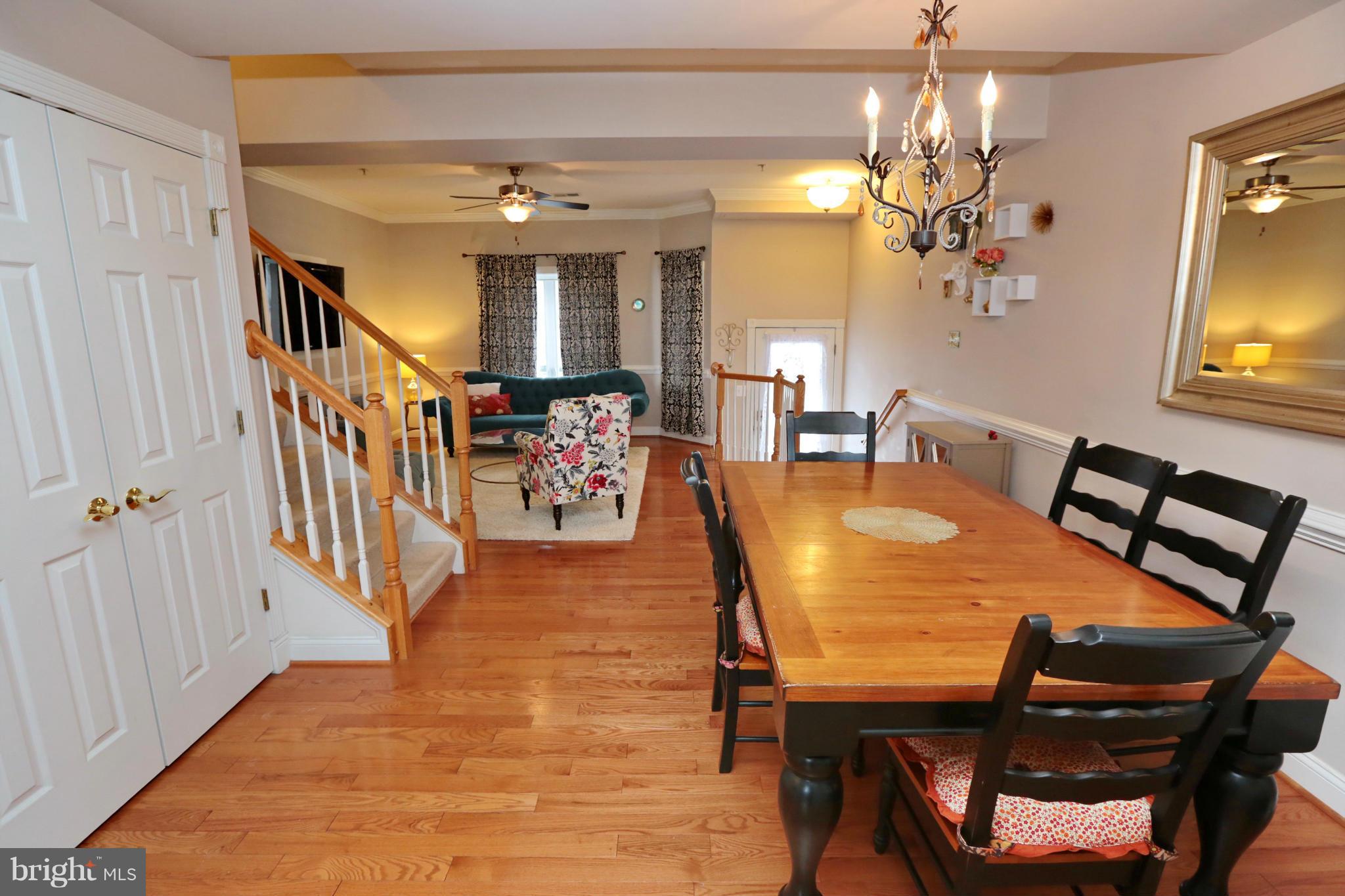 CENTENNIAL COMMONS - Residential Lease