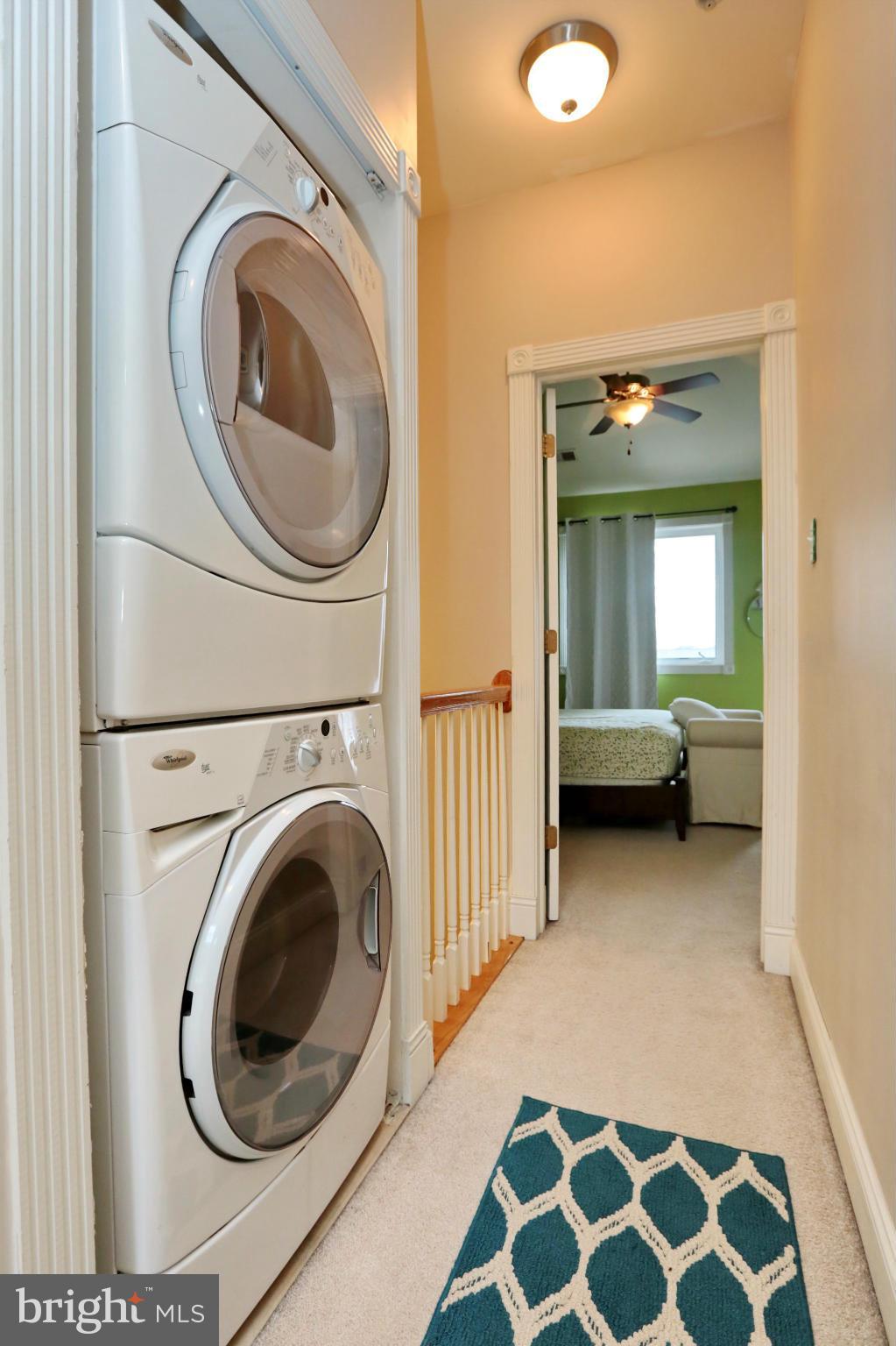 CENTENNIAL COMMONS - Residential Lease