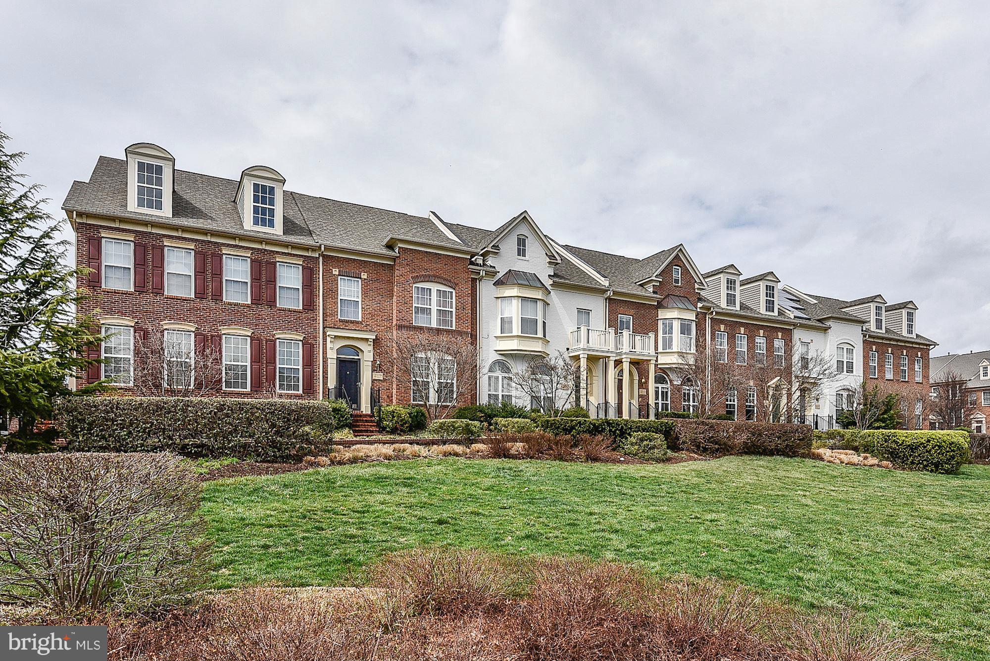 KING FARM WATKINS POND - Residential