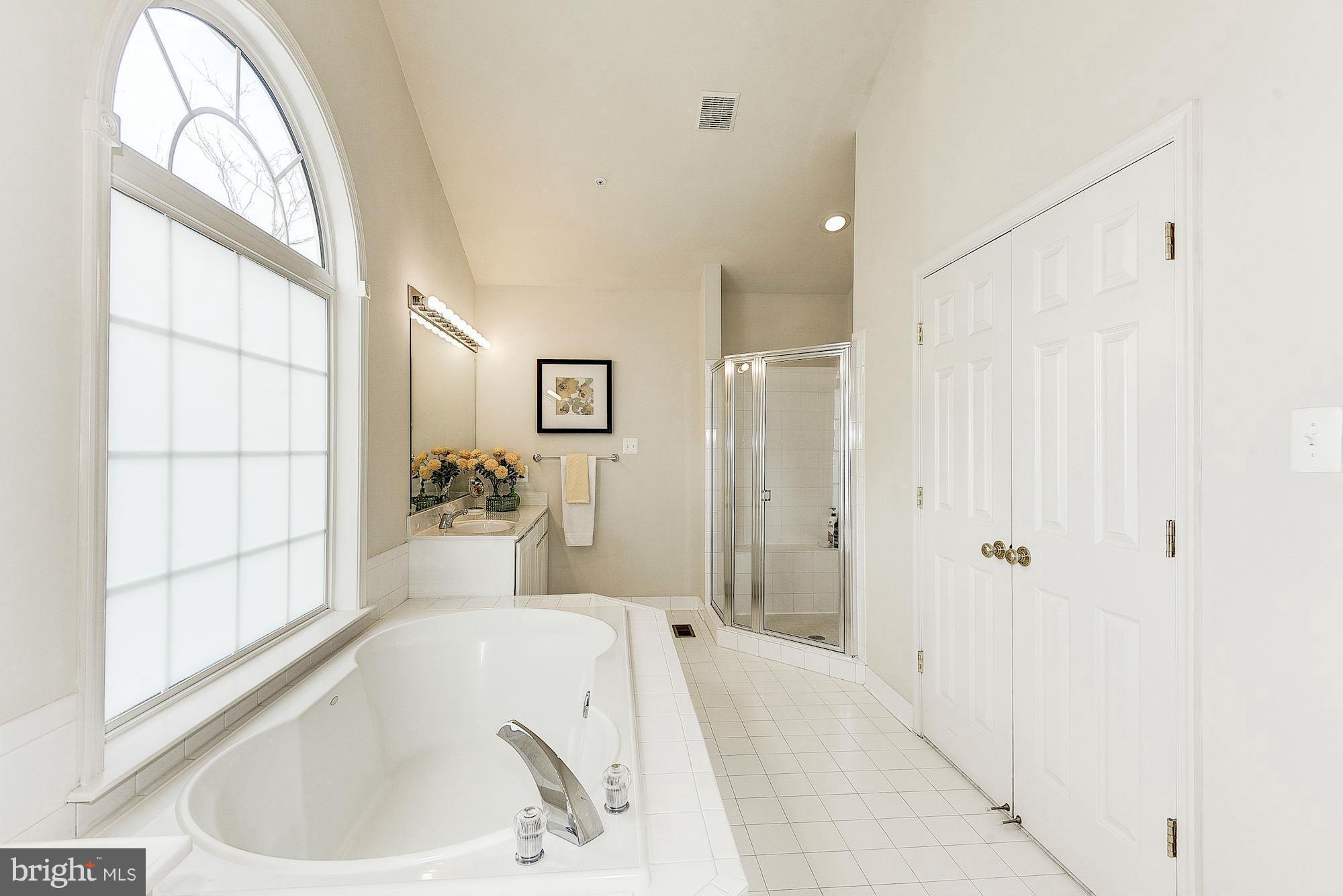 KING FARM WATKINS POND - Residential