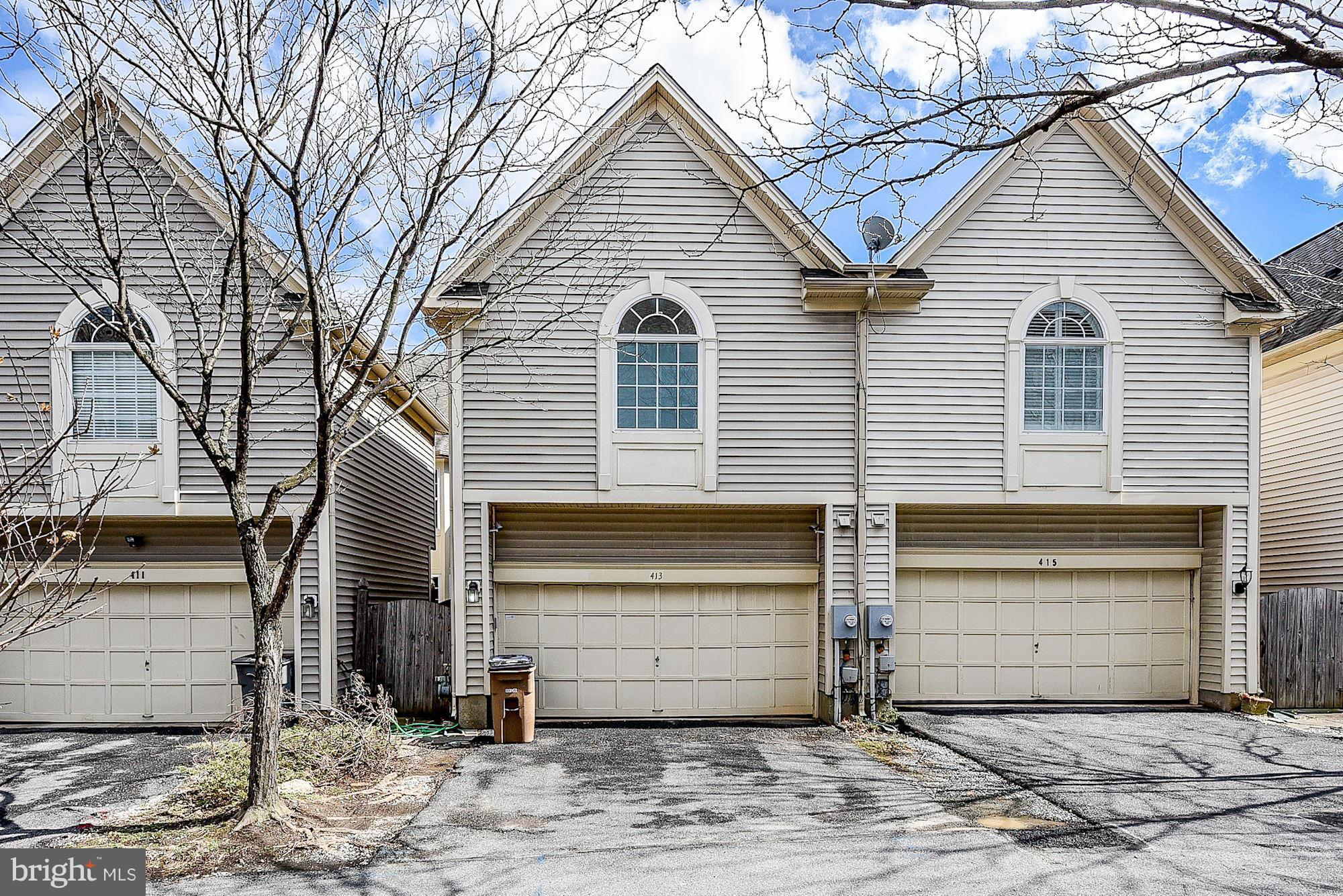 KING FARM WATKINS POND - Residential