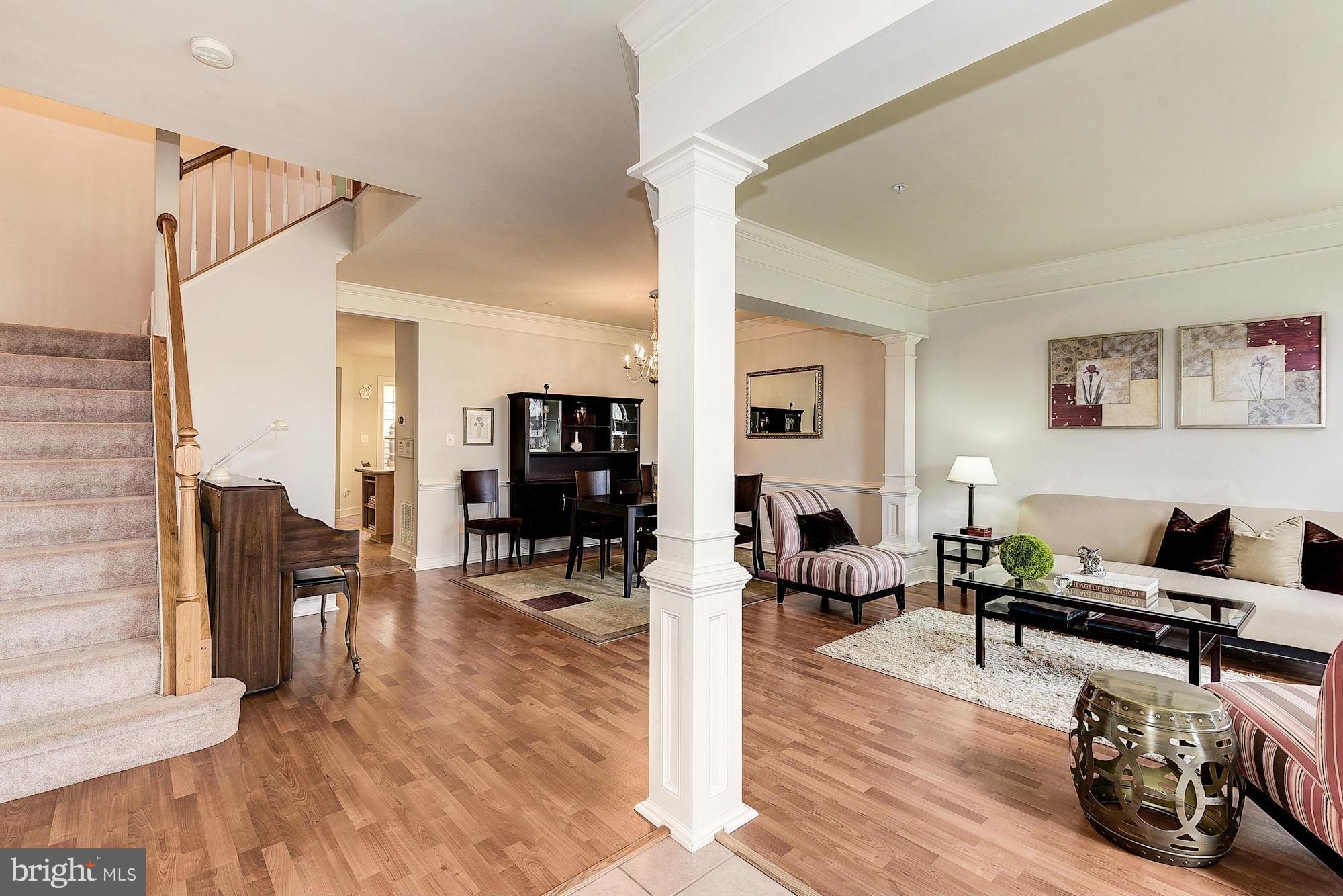 KING FARM WATKINS POND - Residential