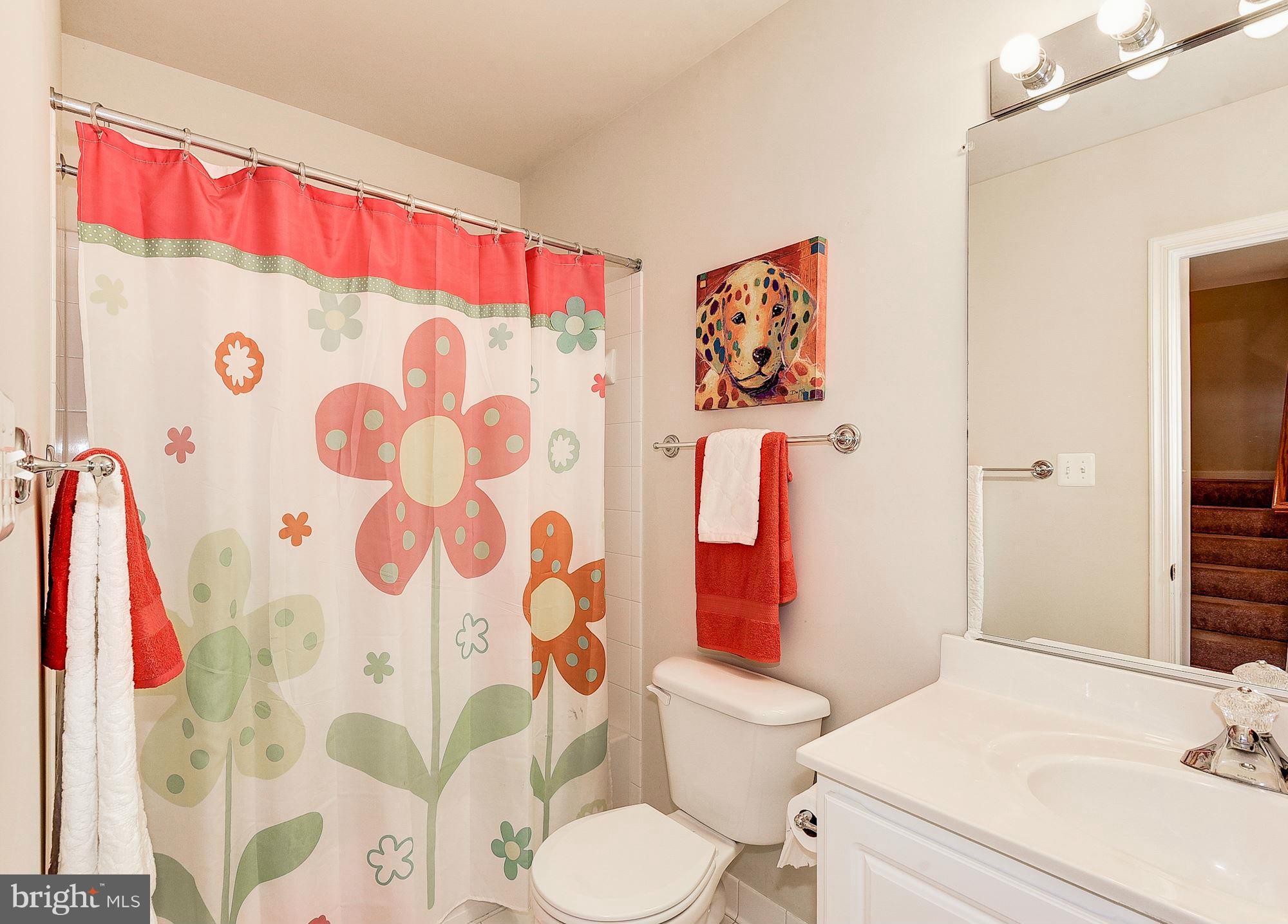 KING FARM WATKINS POND - Residential