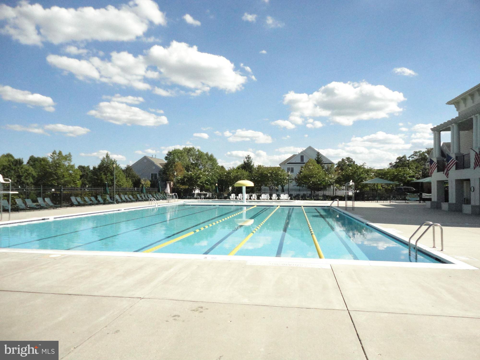 KING FARM WATKINS POND - Residential