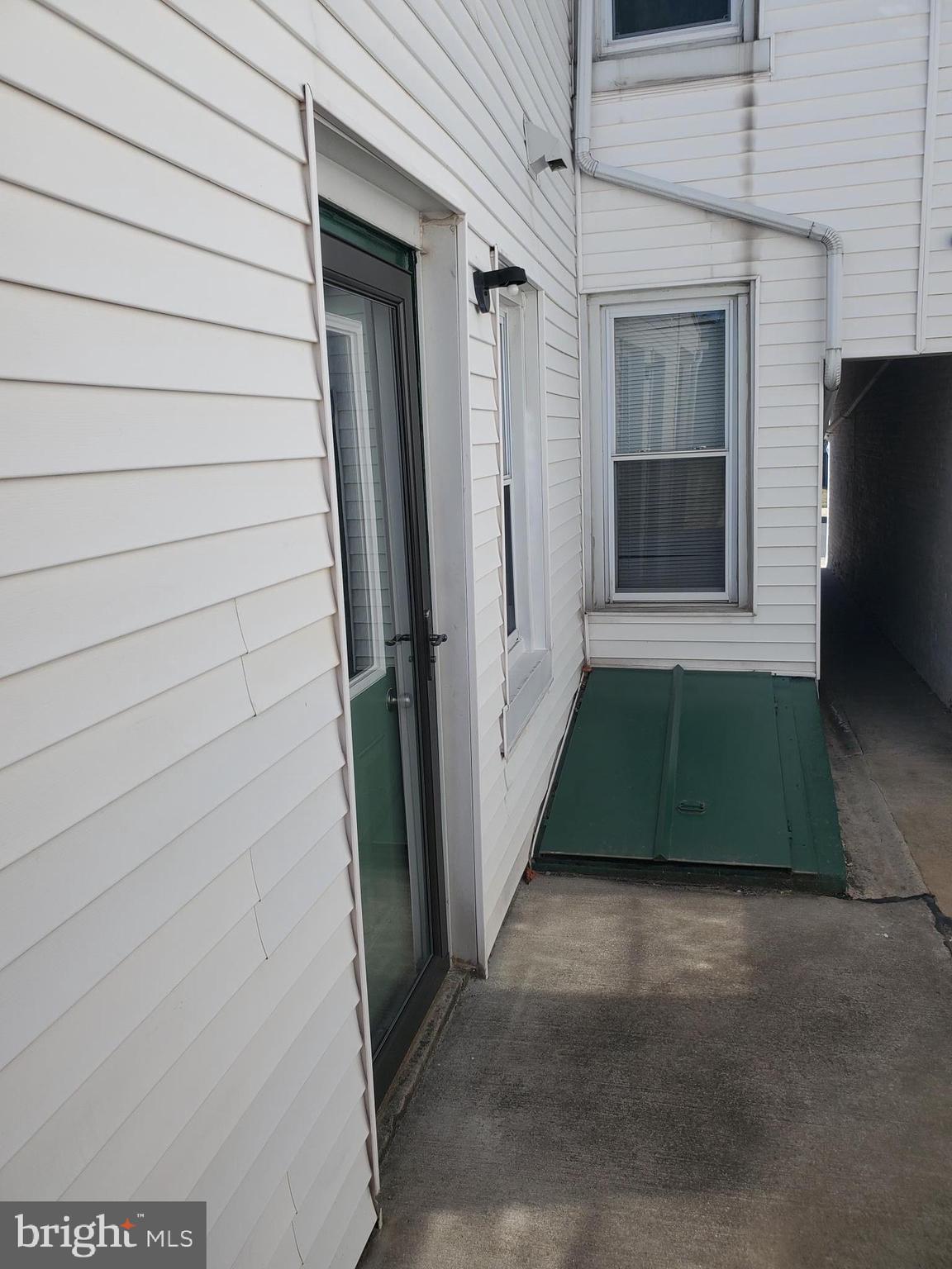 FLEETWOOD - Residential Lease