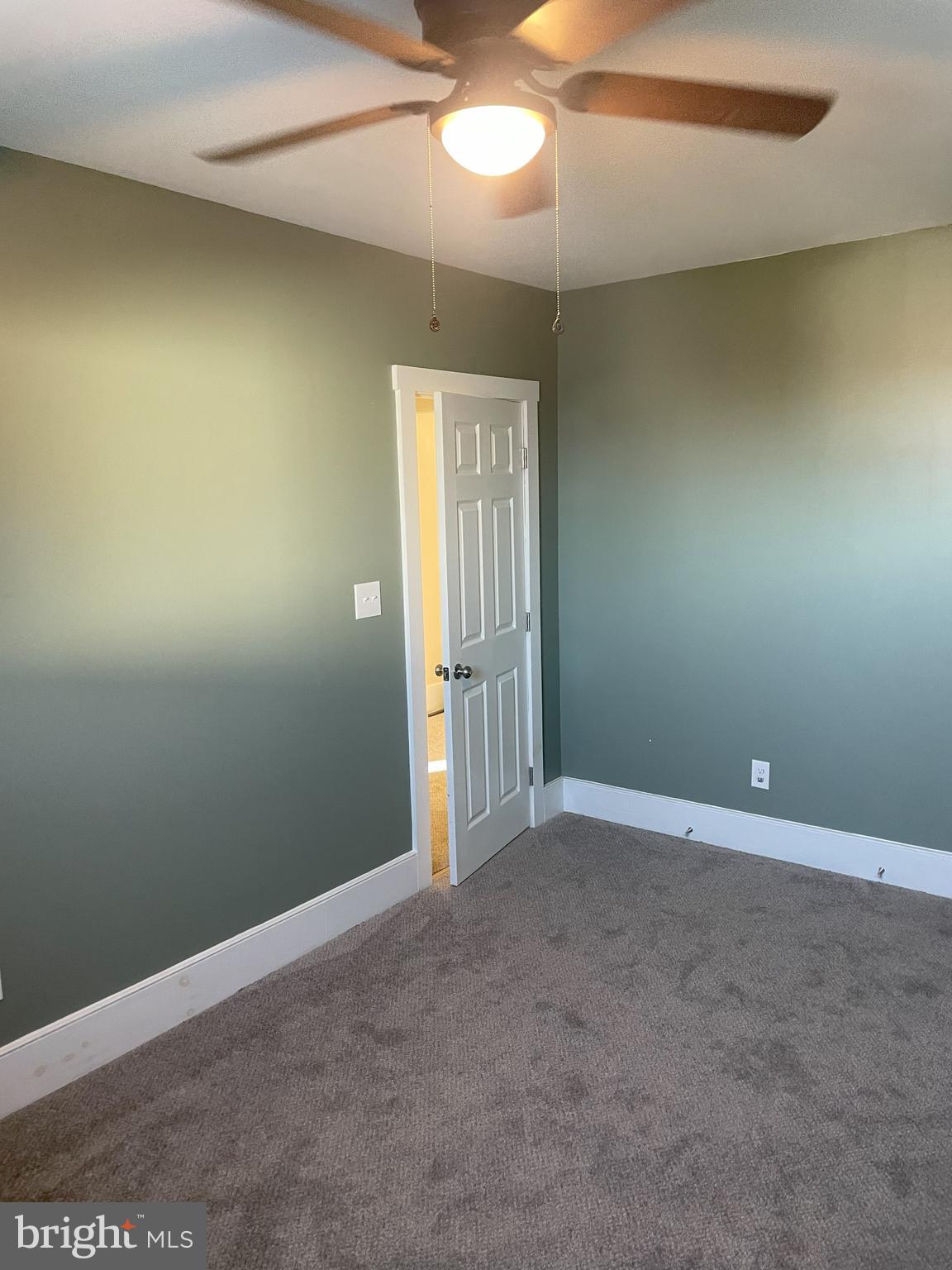 FLEETWOOD - Residential Lease