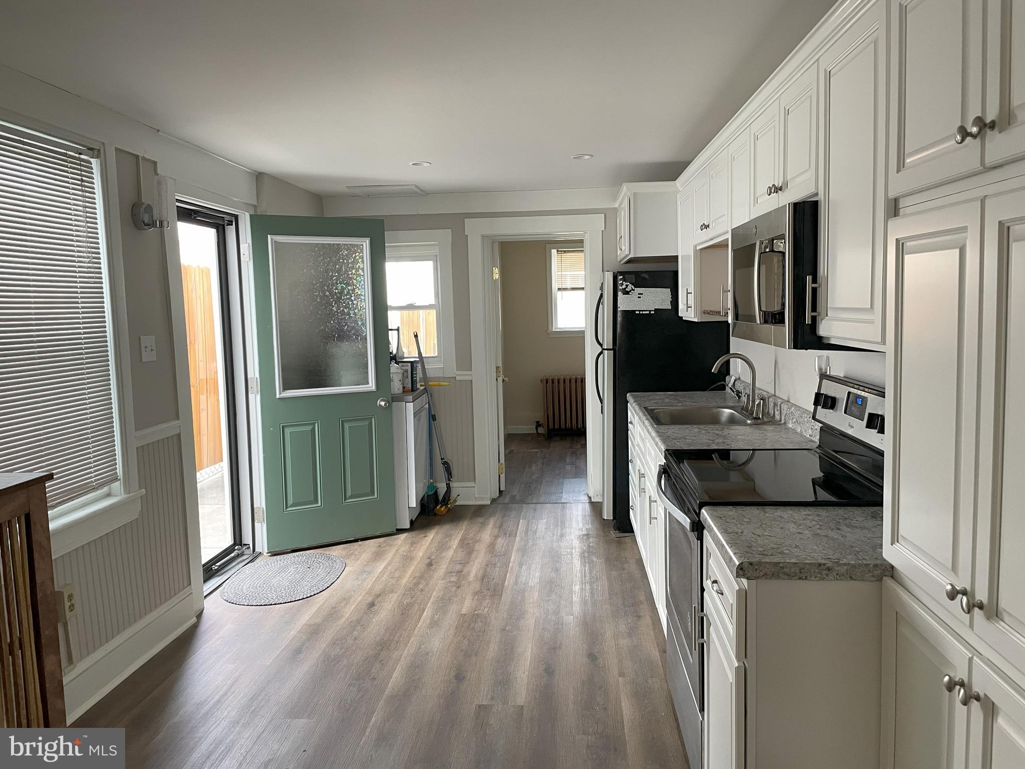 FLEETWOOD - Residential Lease