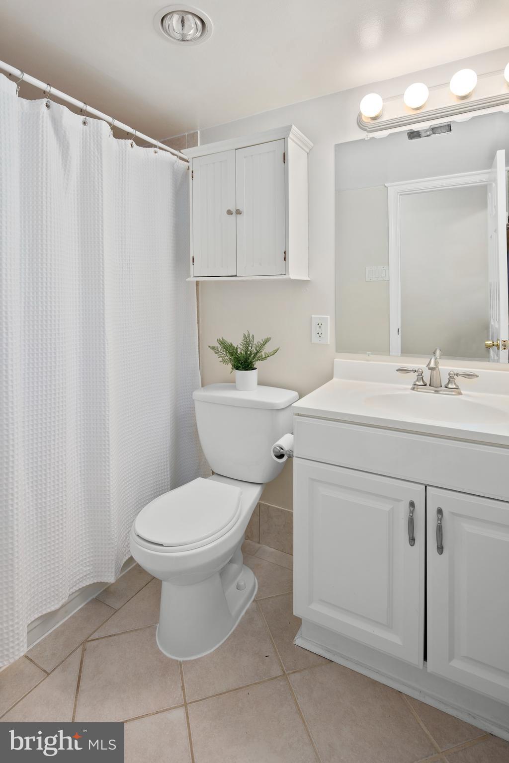 WOODBURN VILLAGE - Residential