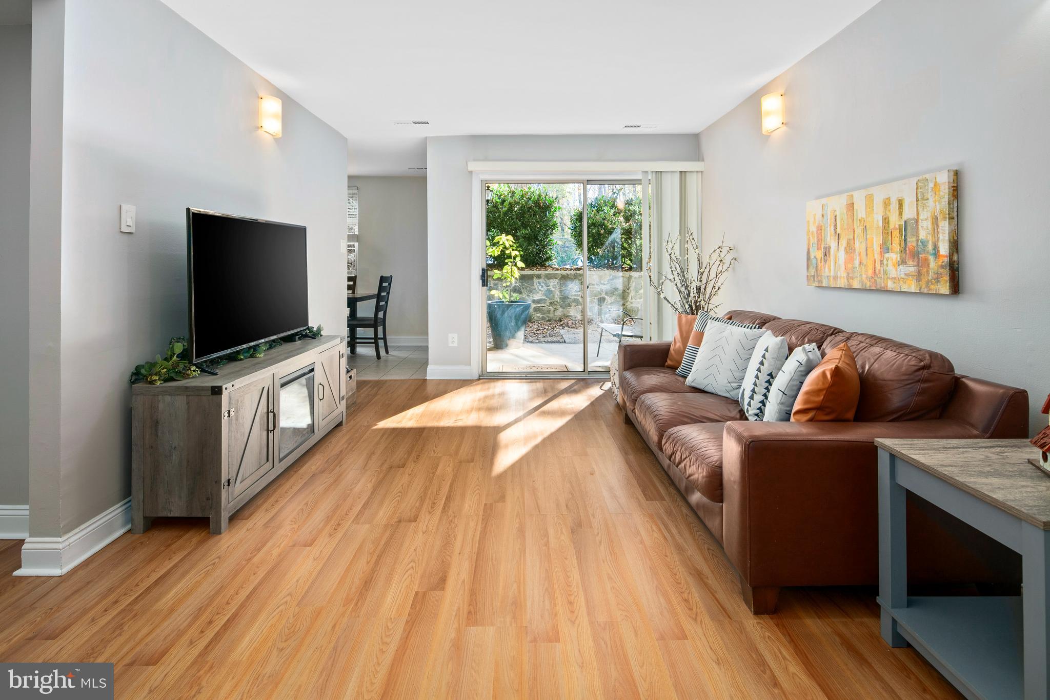 WOODBURN VILLAGE - Residential