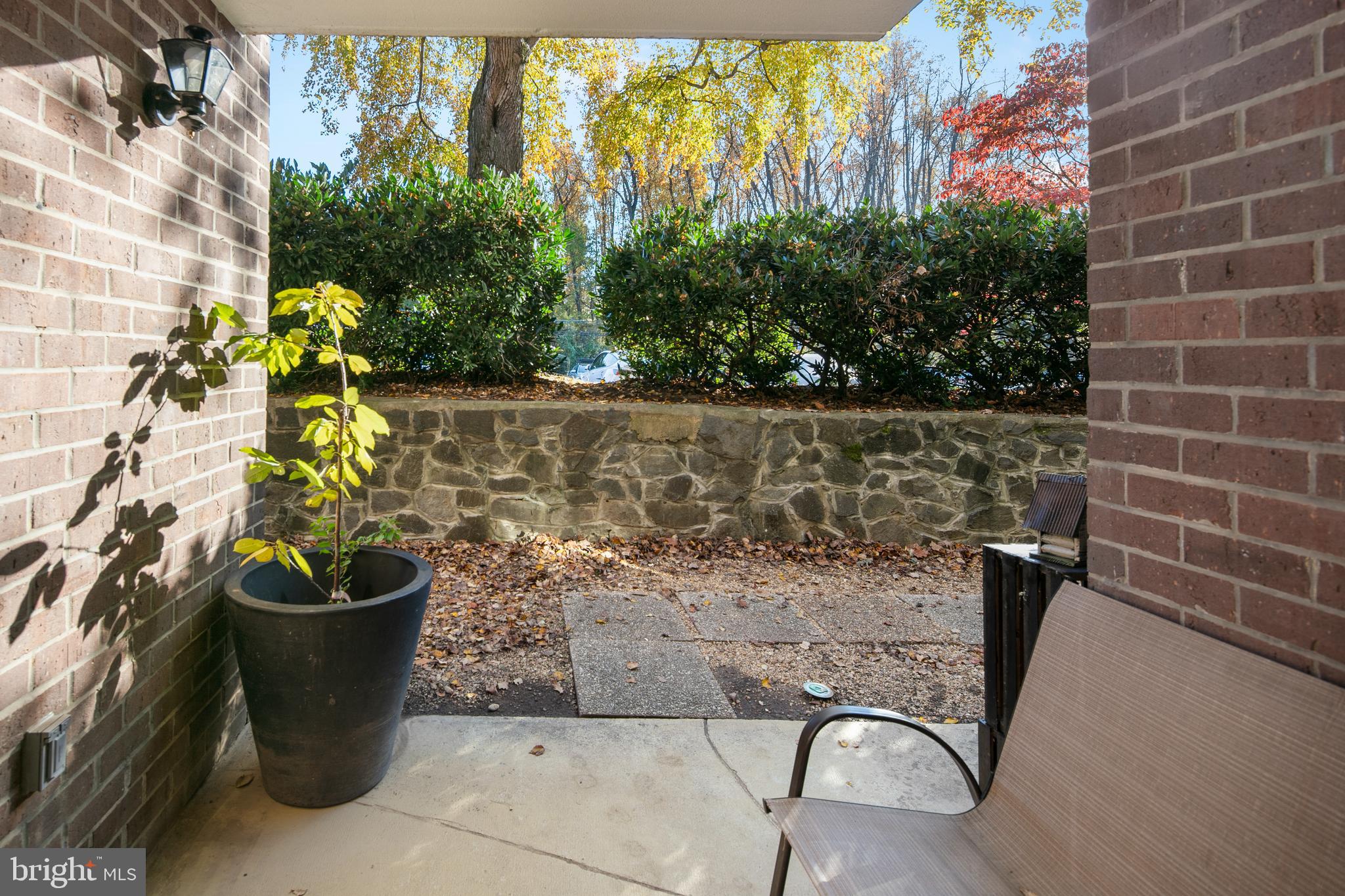 WOODBURN VILLAGE - Residential