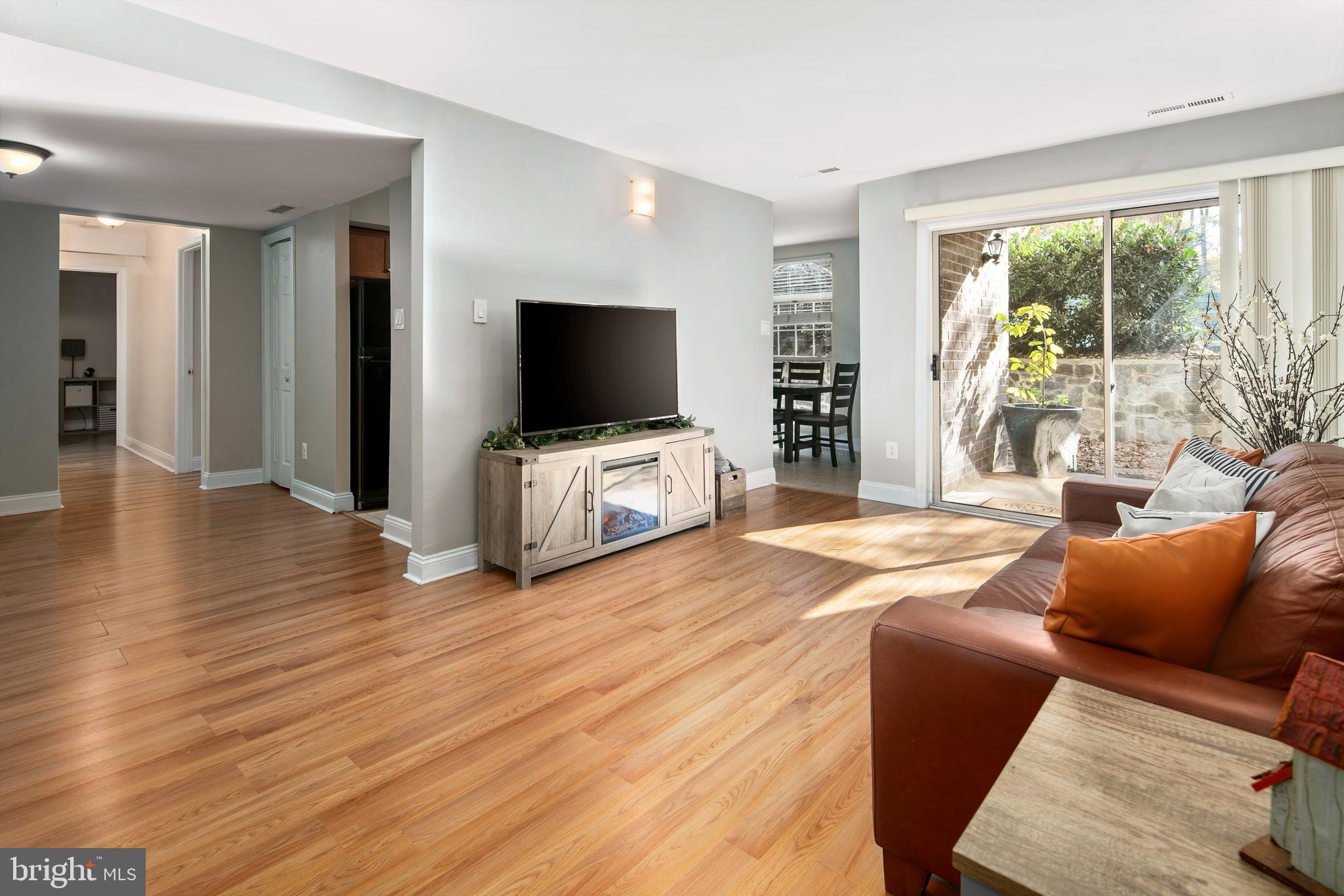 WOODBURN VILLAGE - Residential