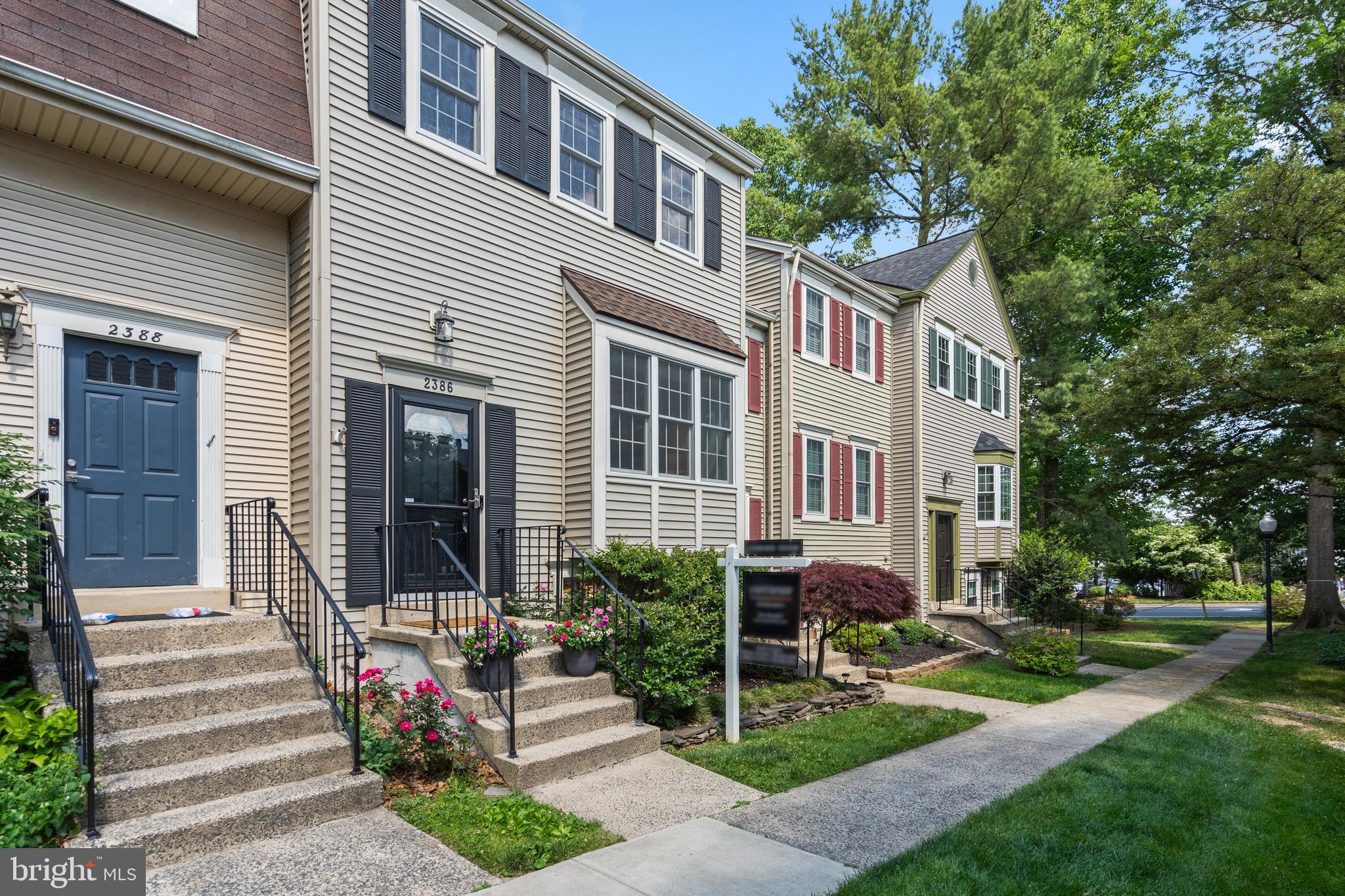 2386 BRANLEIGH PARK COURT