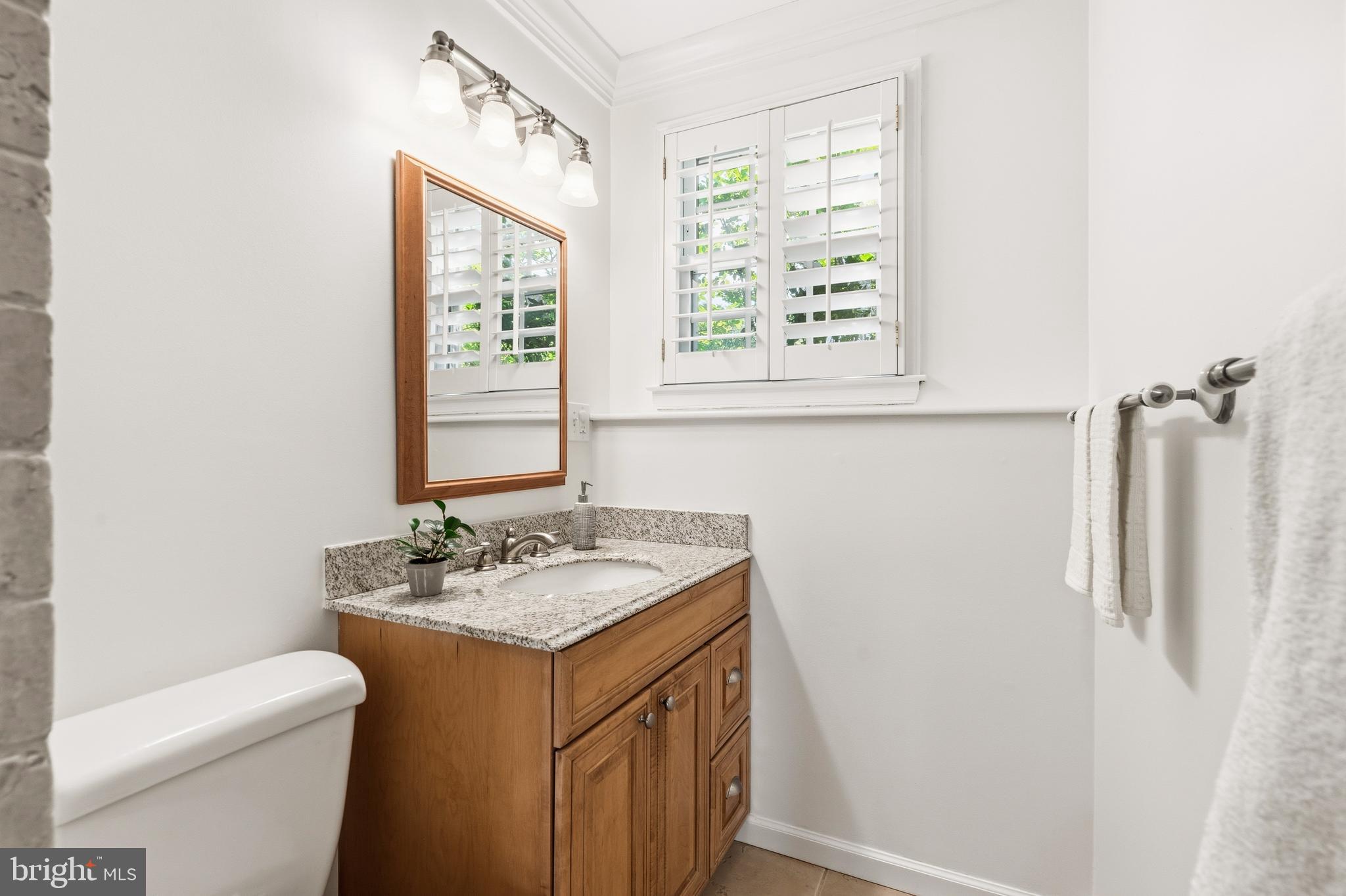 HUNTERS SQUARE - Residential