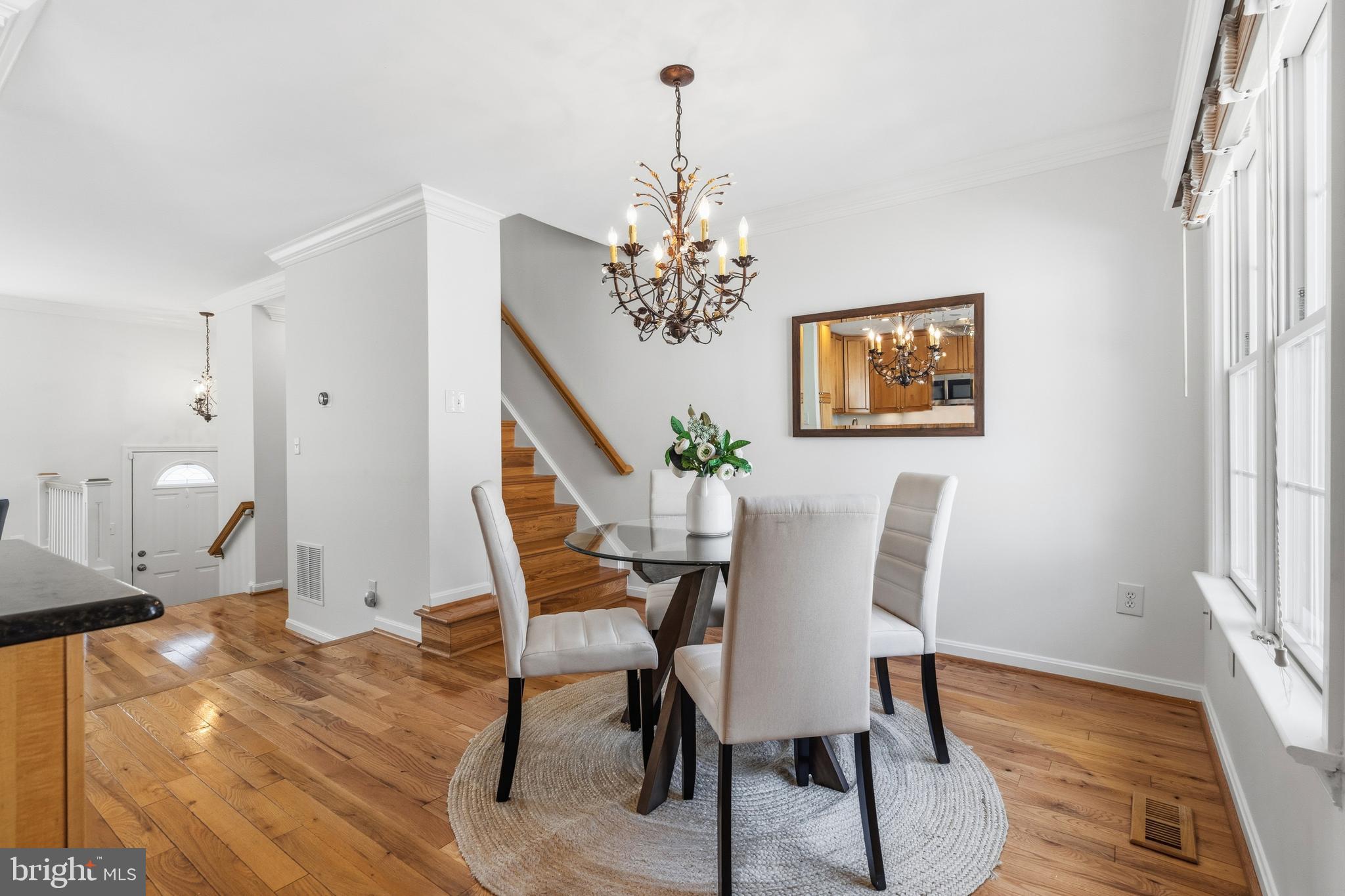 HUNTERS SQUARE - Residential
