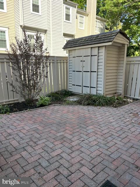 2386 BRANLEIGH PARK COURT